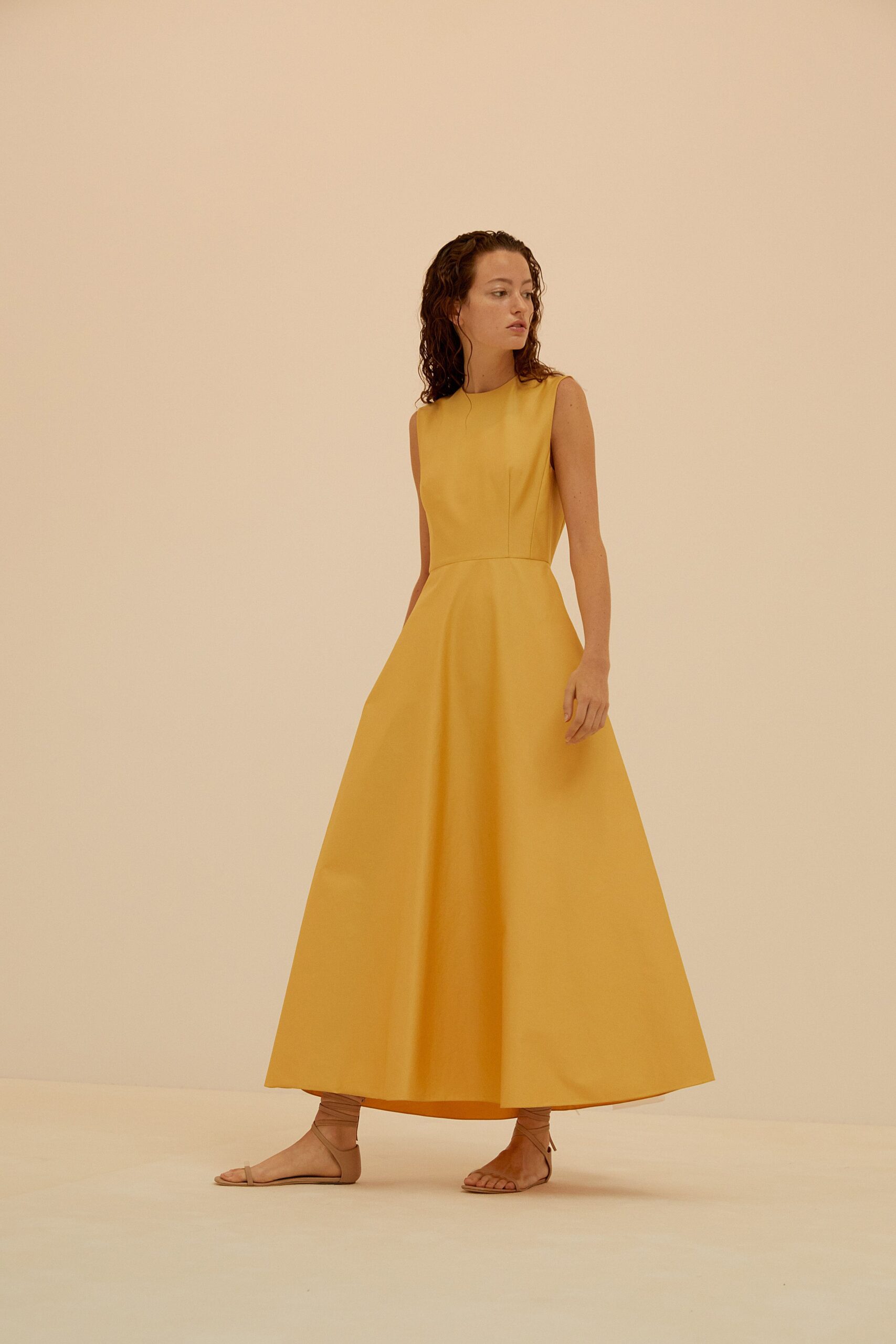 Theory S/S 19 Look 3