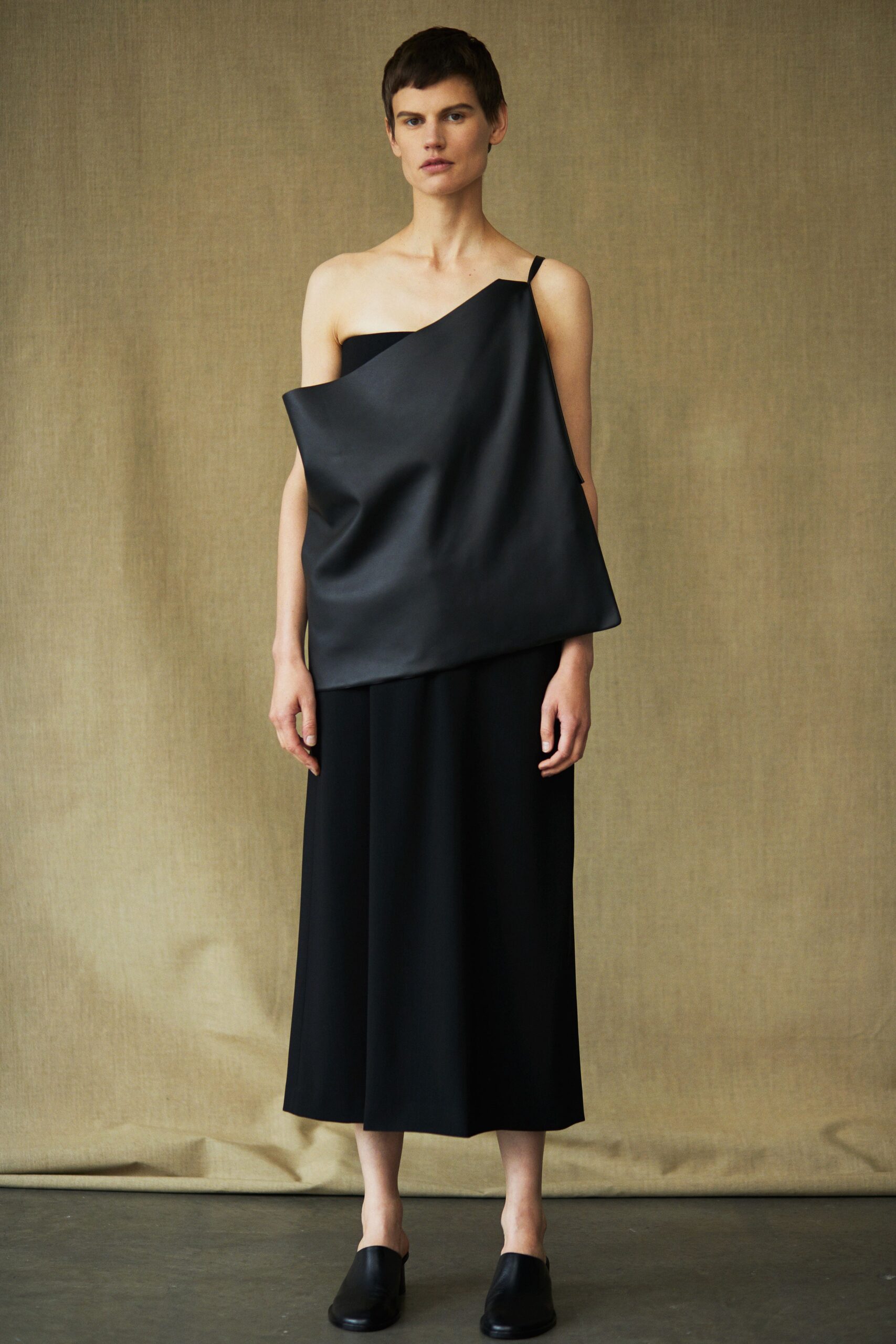 The Row S/S 19 Look 4