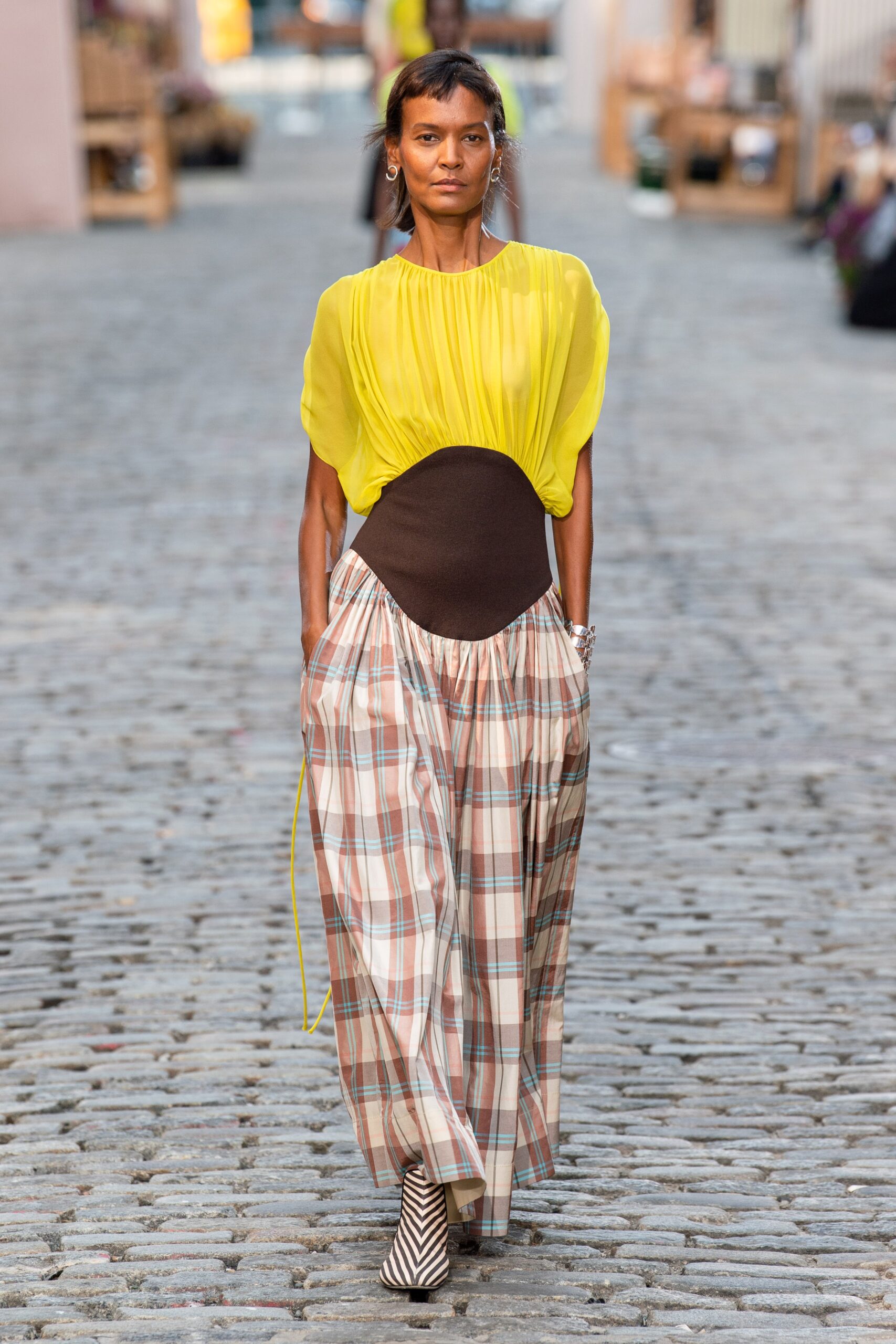 Tory Burch S/S 22 Look 4