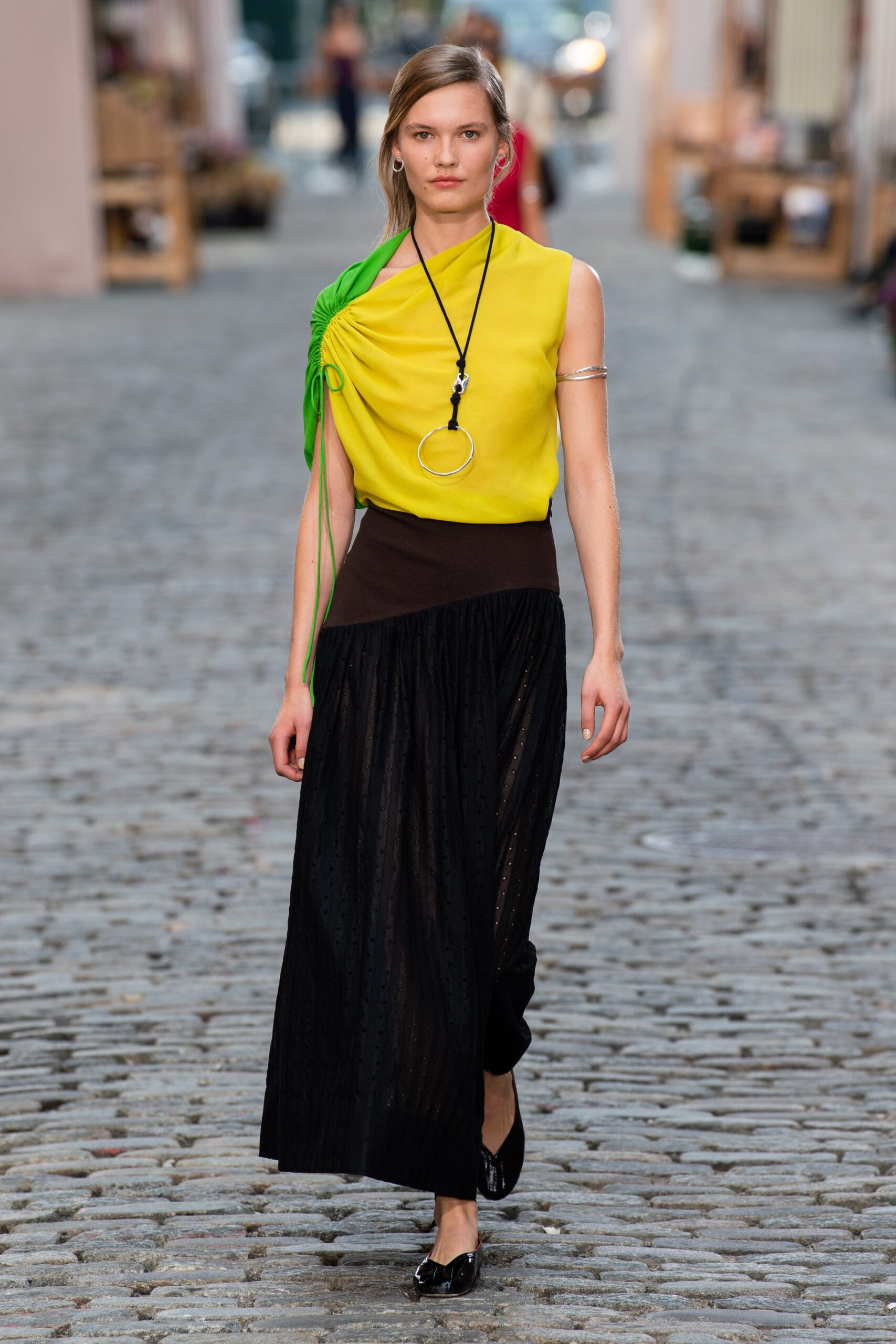 Tory Burch S/S 22 Look 6