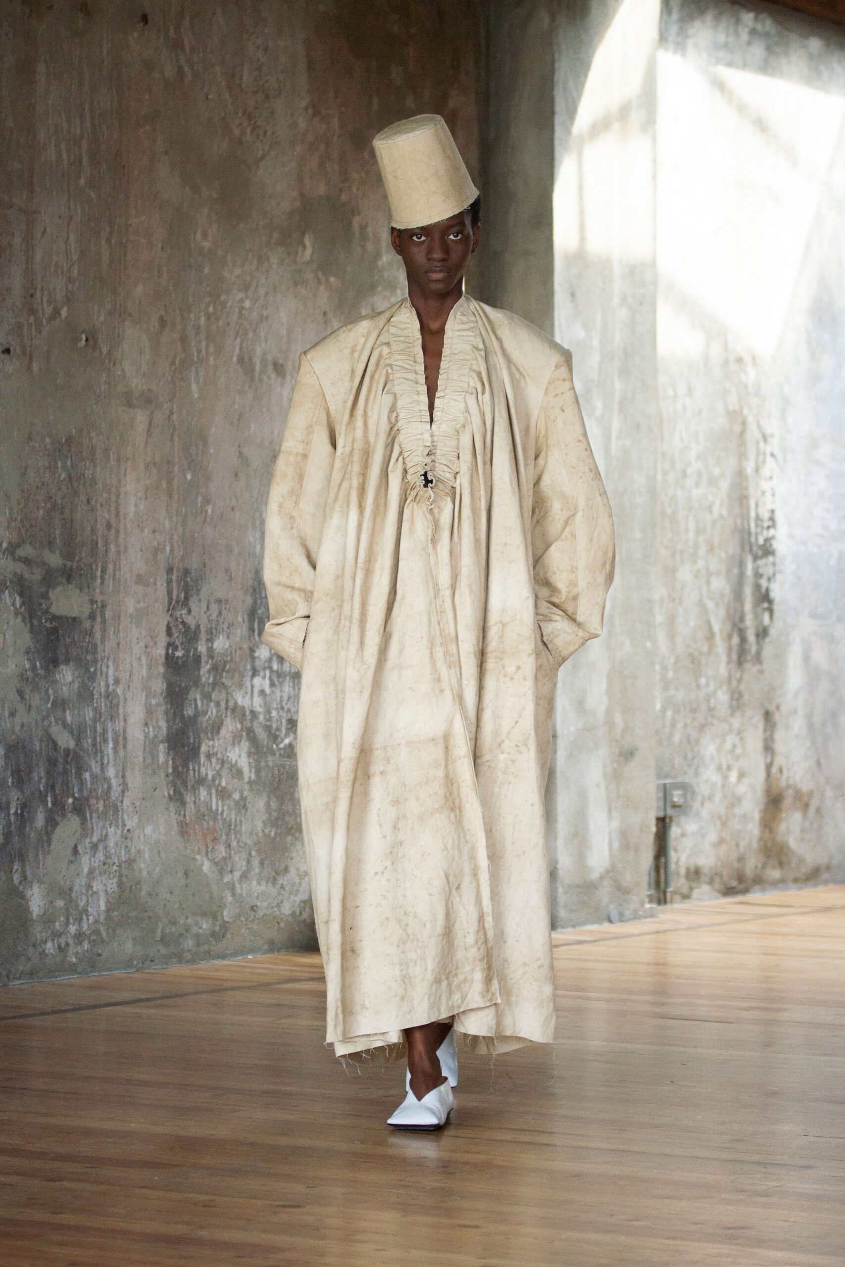 Uma Wang S/S 23 Look 6