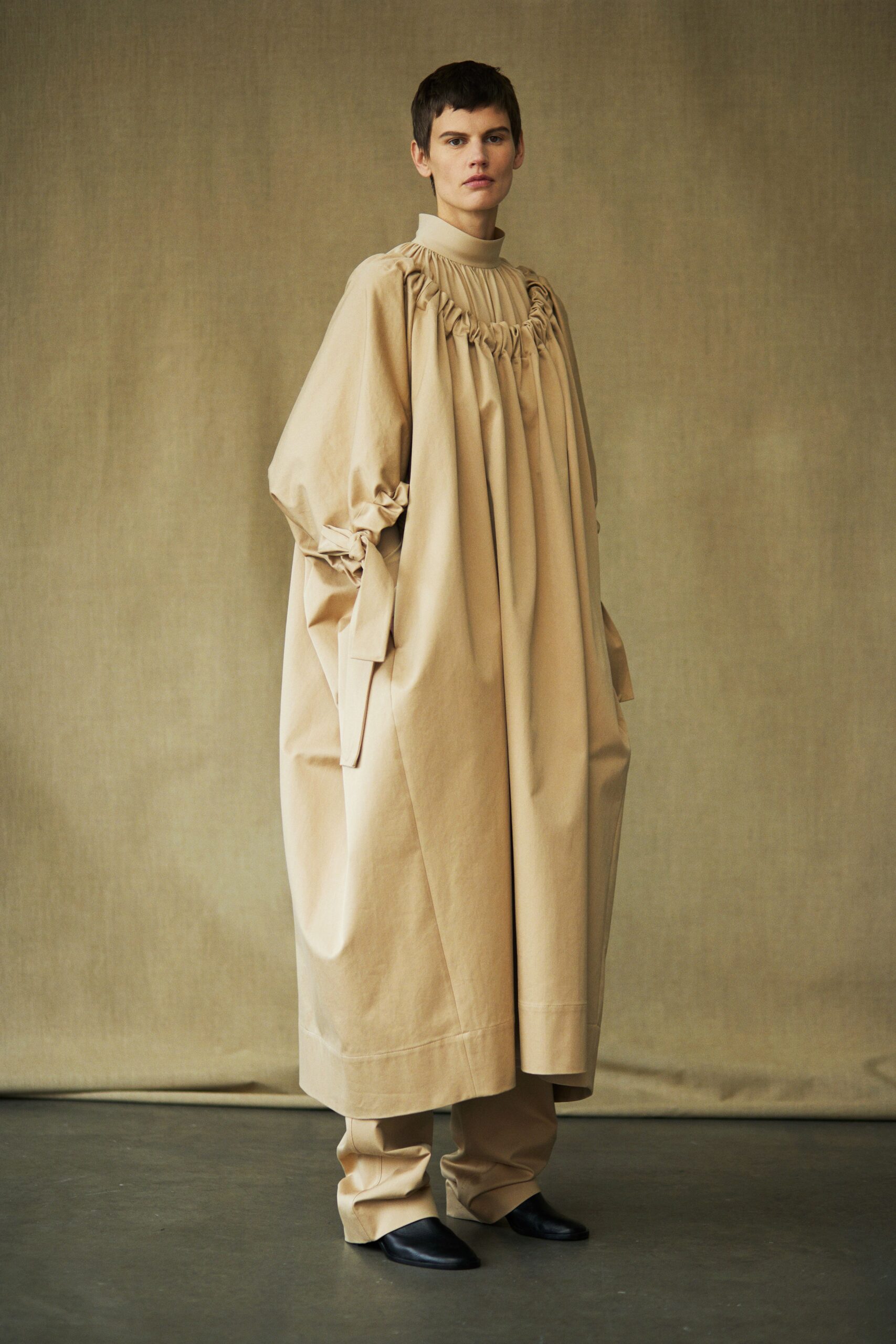 The Row S/S 19 Look 7