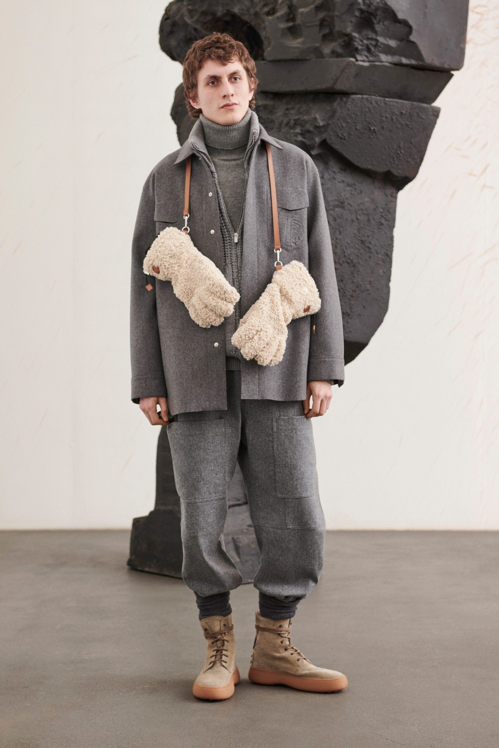 Tod’s F/W 22 Menswear Look 7