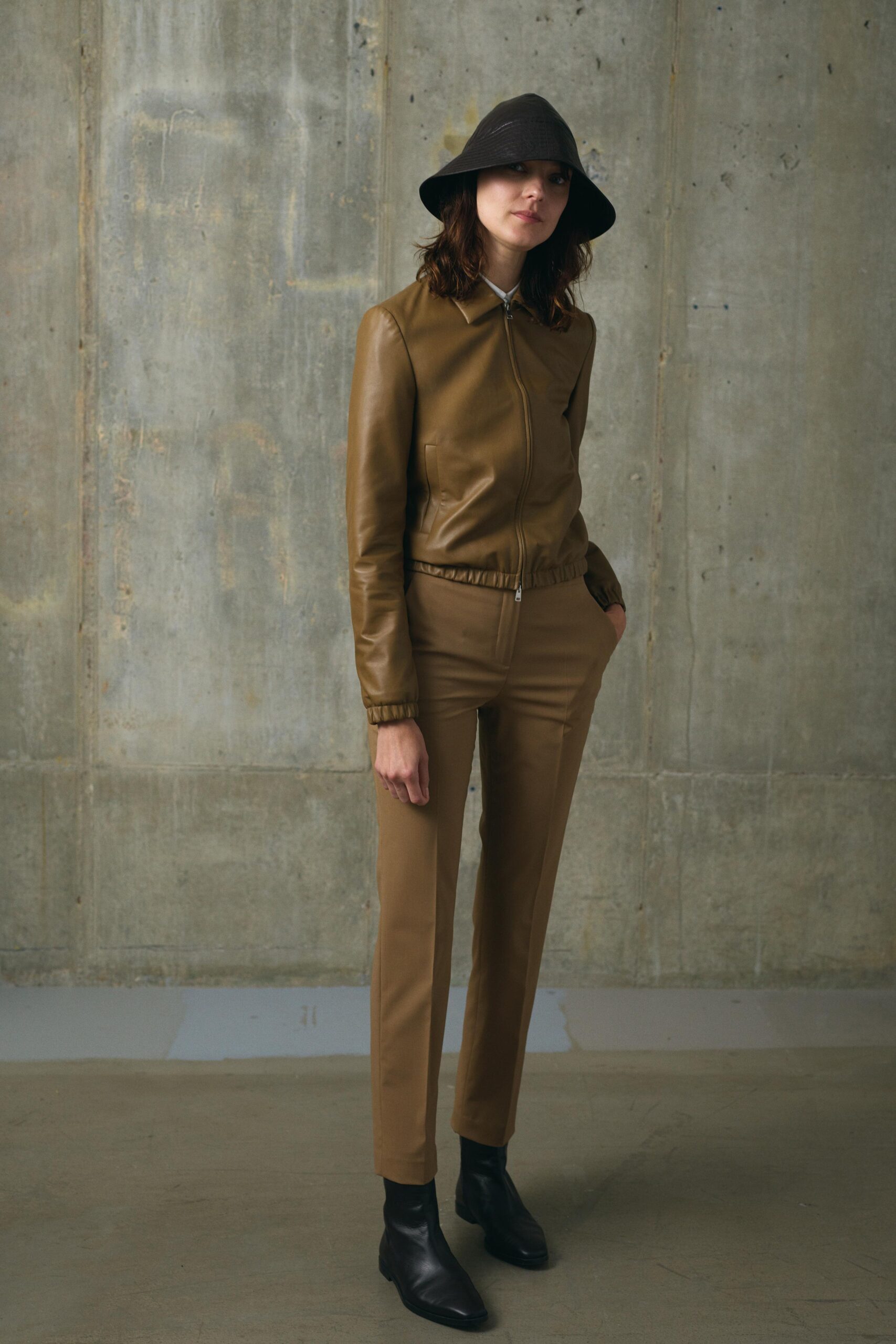 Theory Resort 19 Look 7