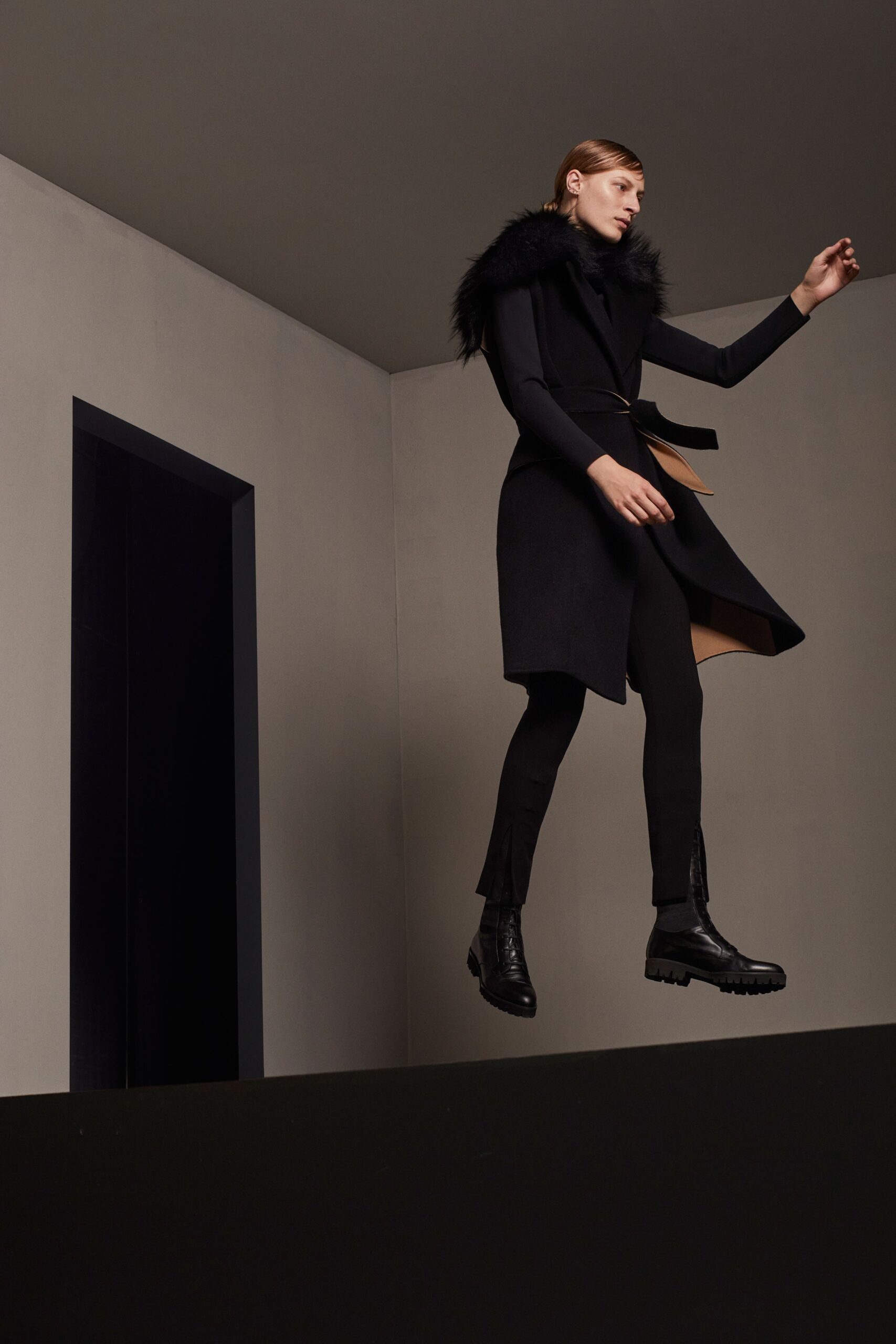 Theory Resort 21 Look 8