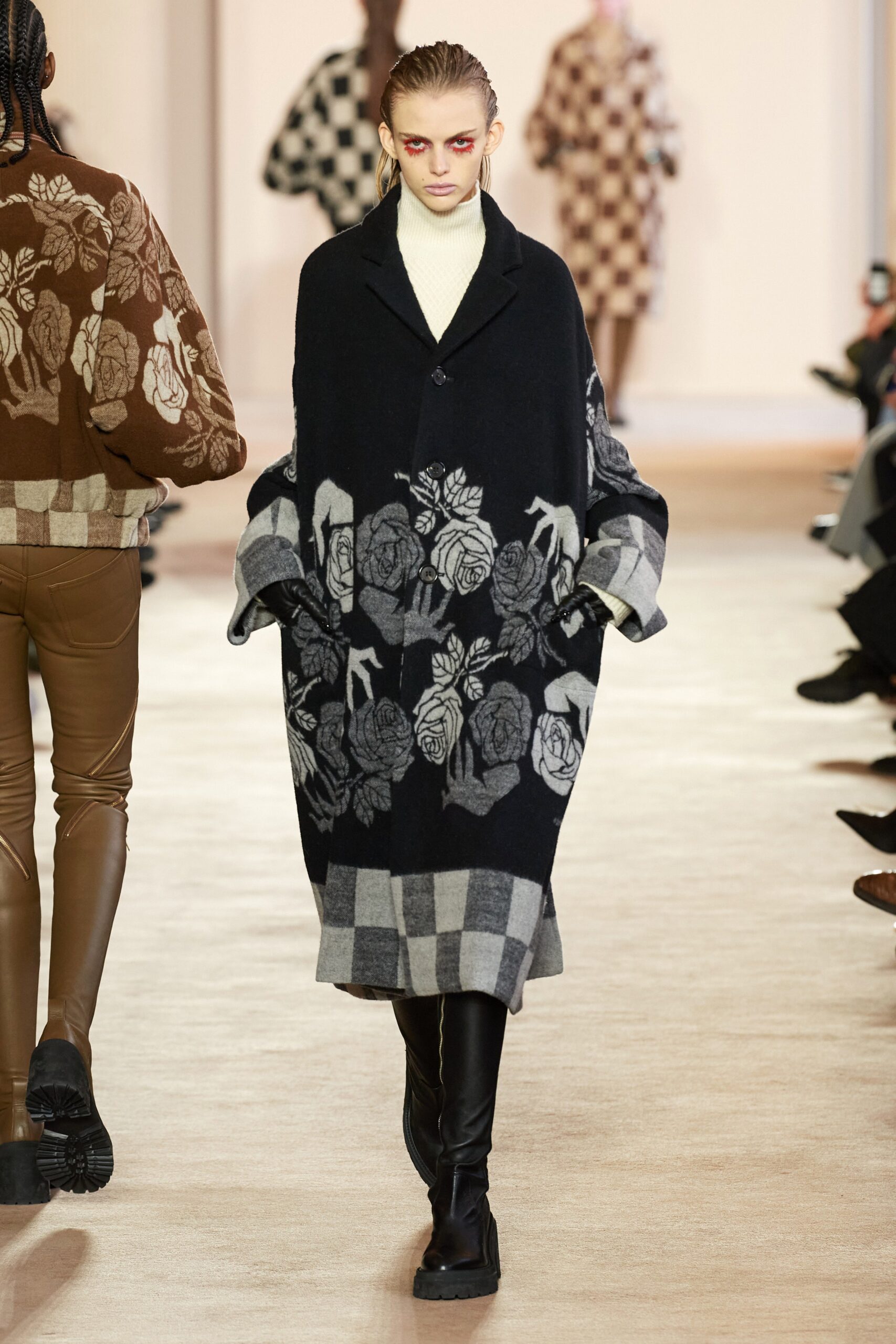 Undercover F/W 23 Look 8