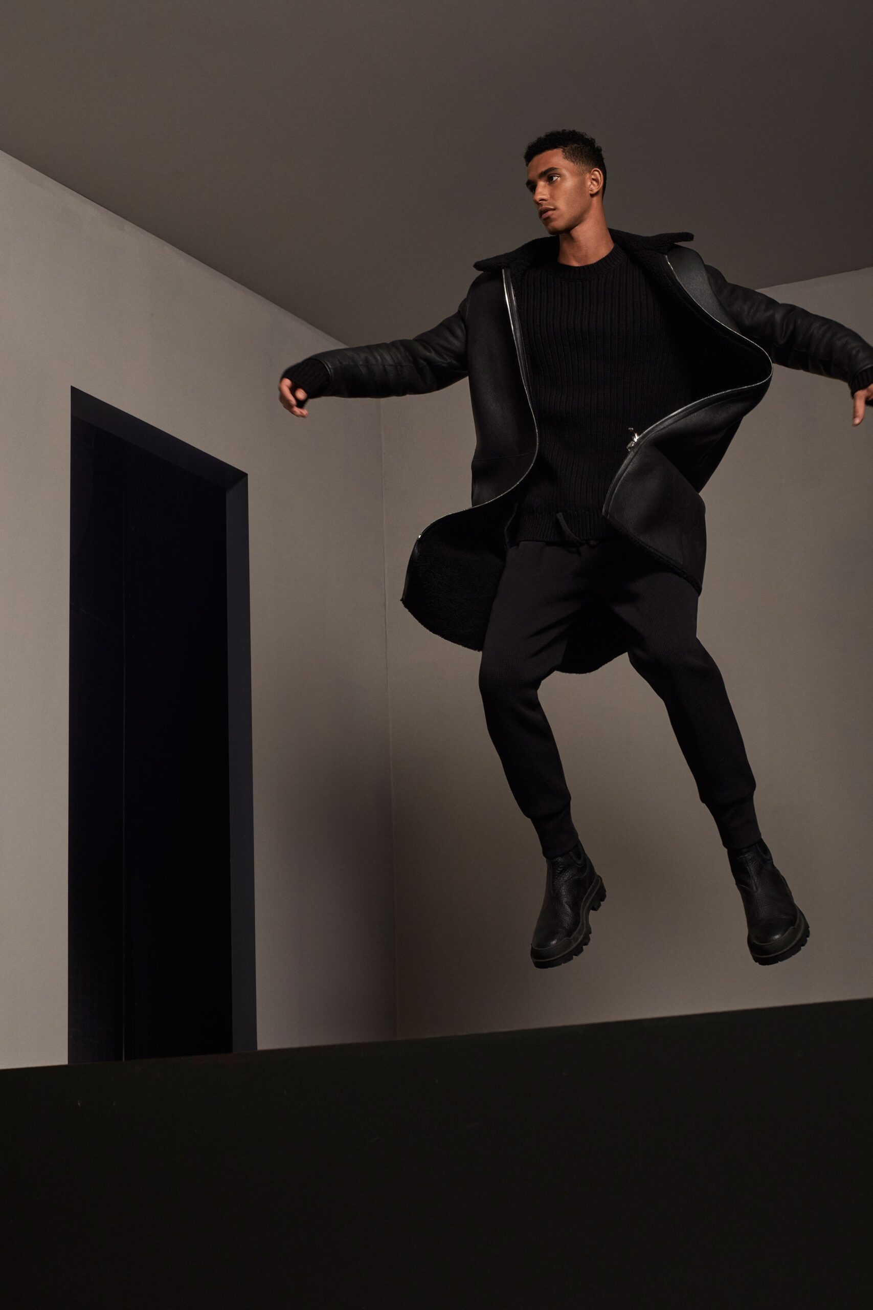 Theory Resort 21 Look 9