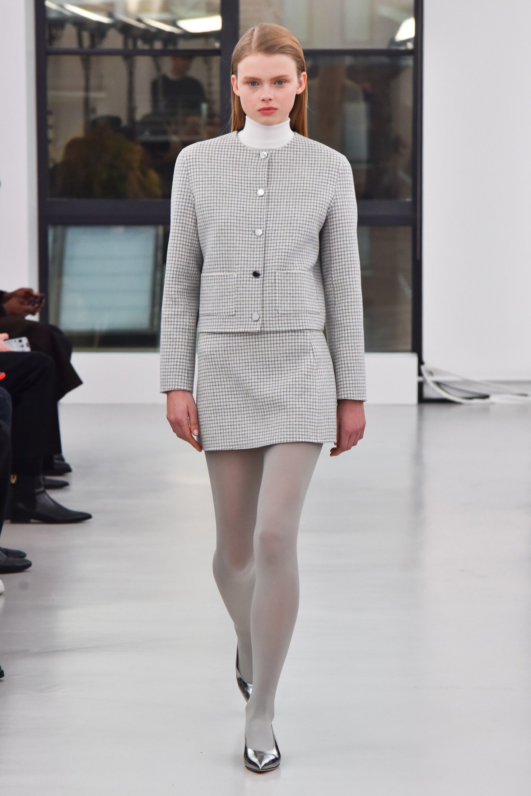 Theory F/W 23 Look 9