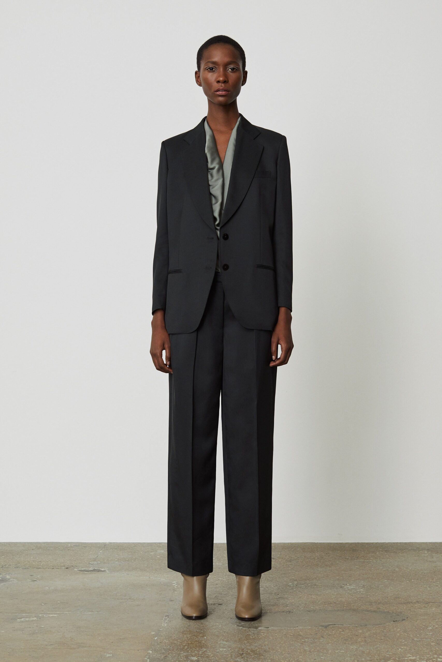 Theory F/W 19 Look 10