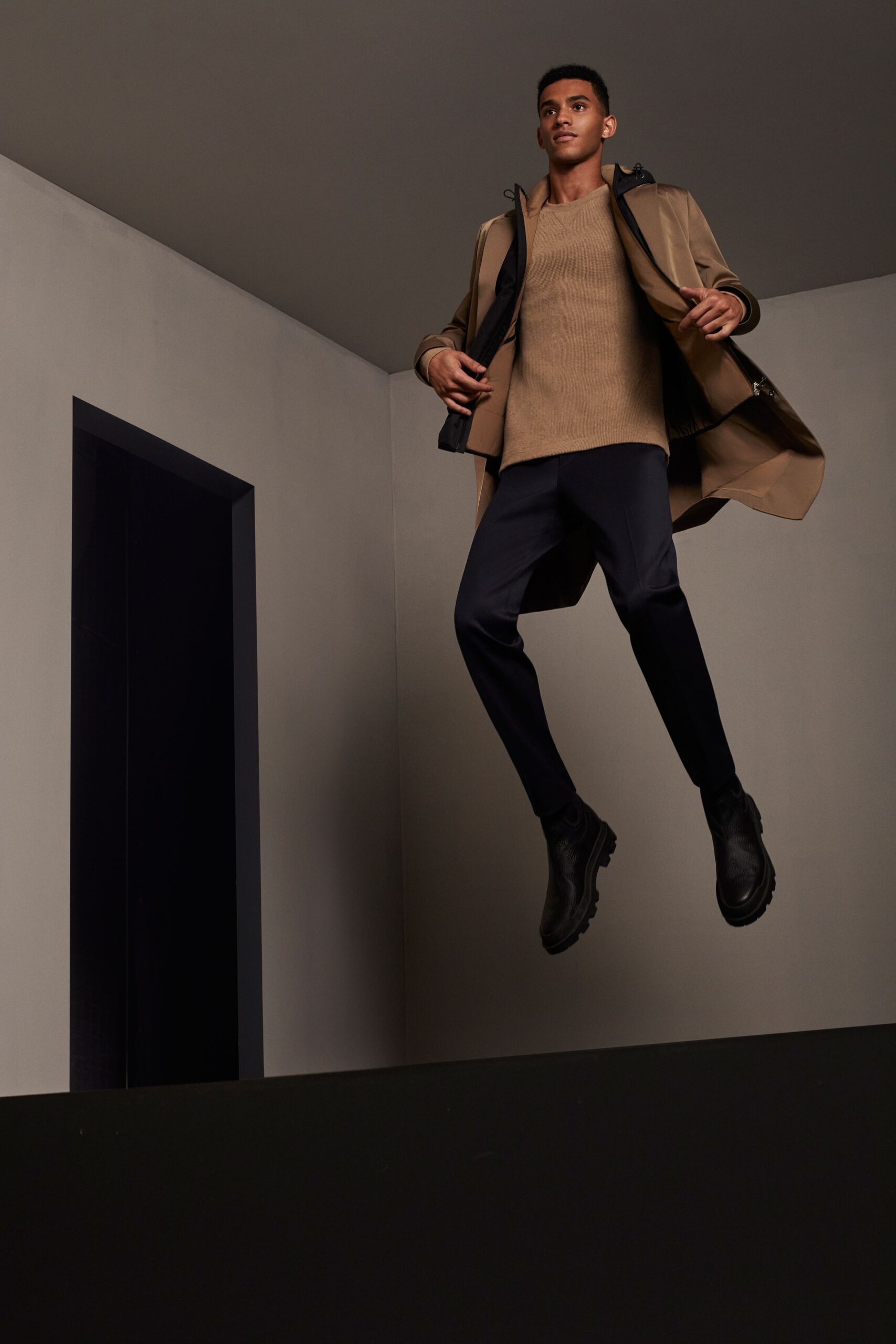 Theory Resort 21 Look 11