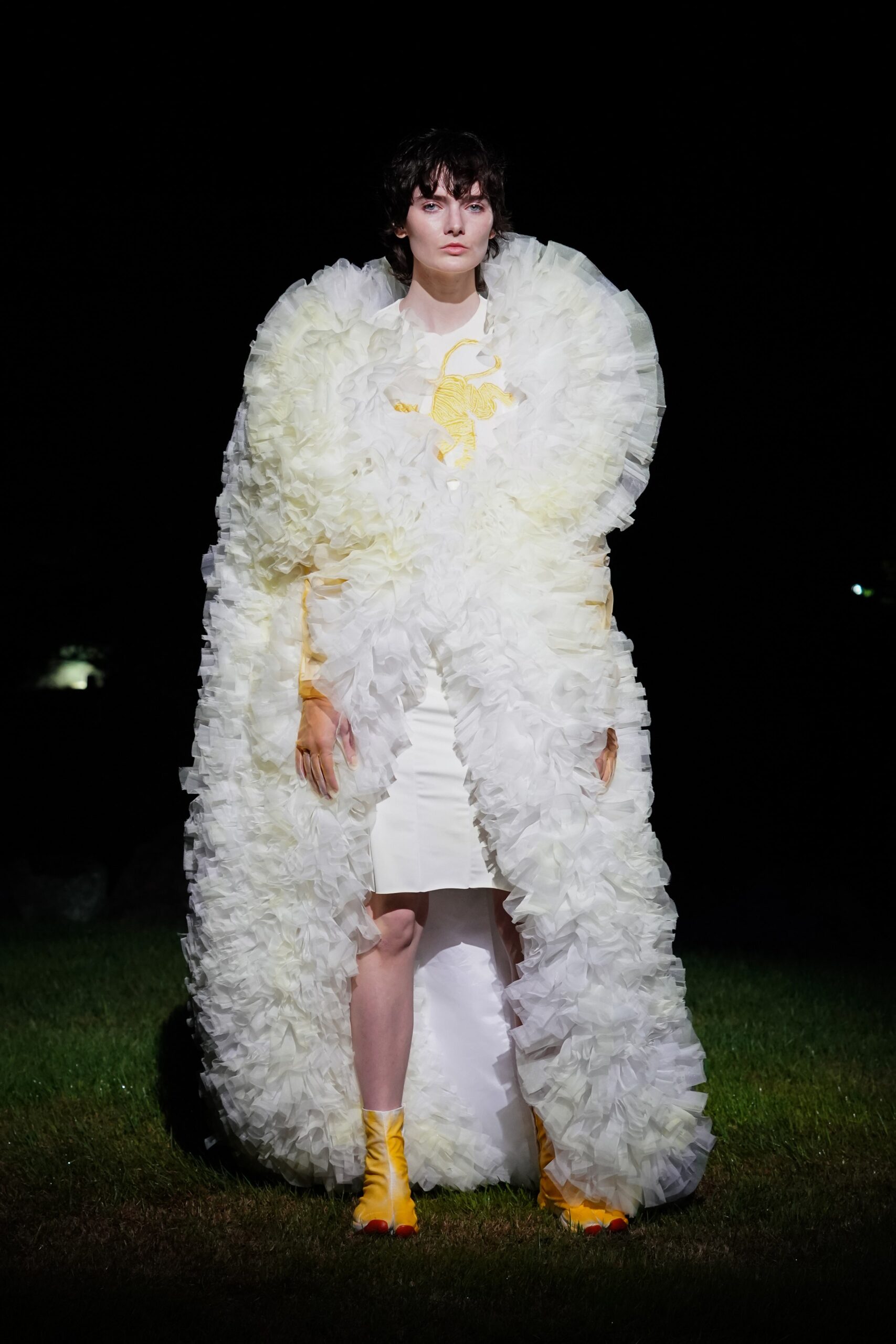 Tomo Koizumi F/W 21 Couture Look 12