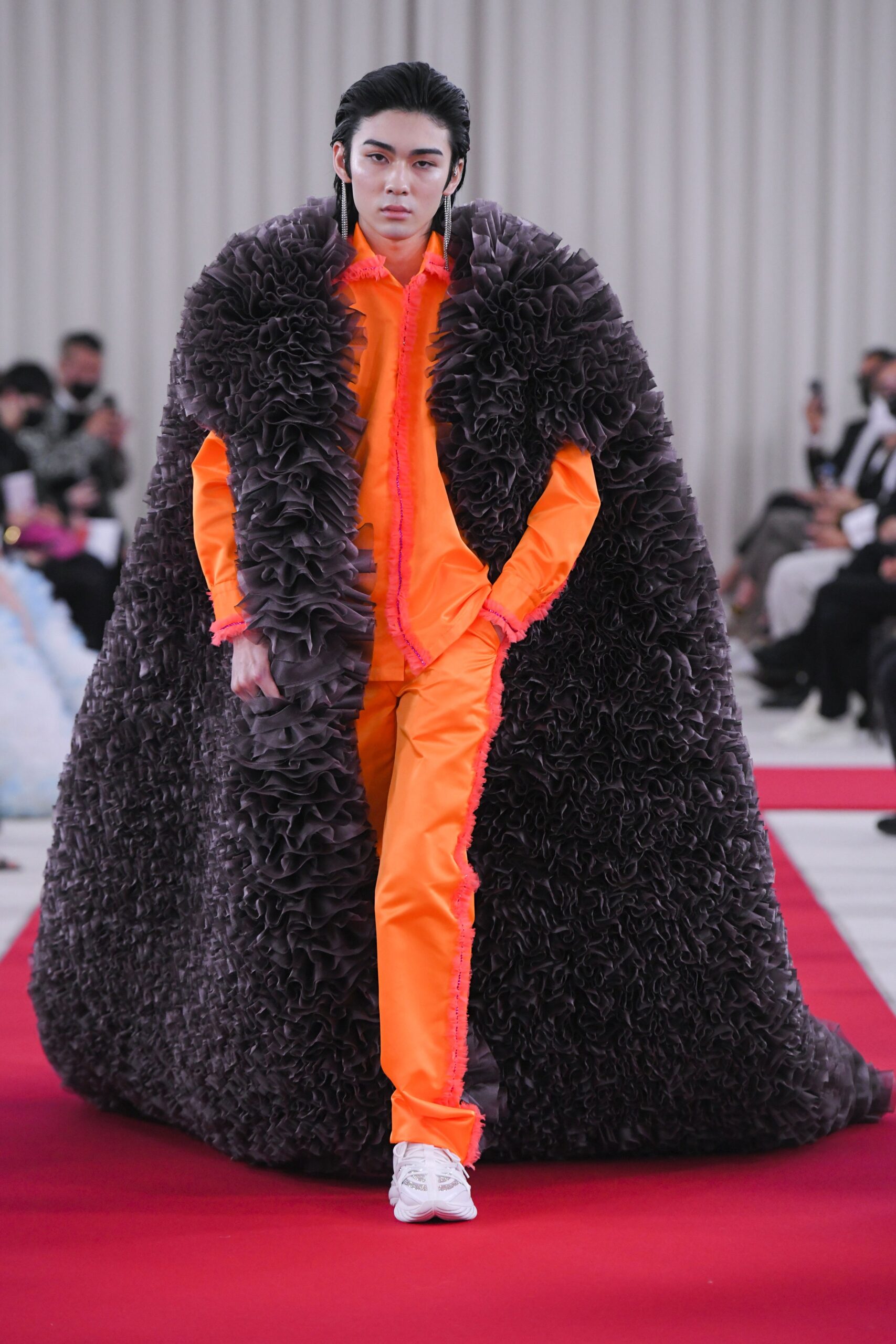 Tomo Koizumi Tokyo F/W 22 Look 12