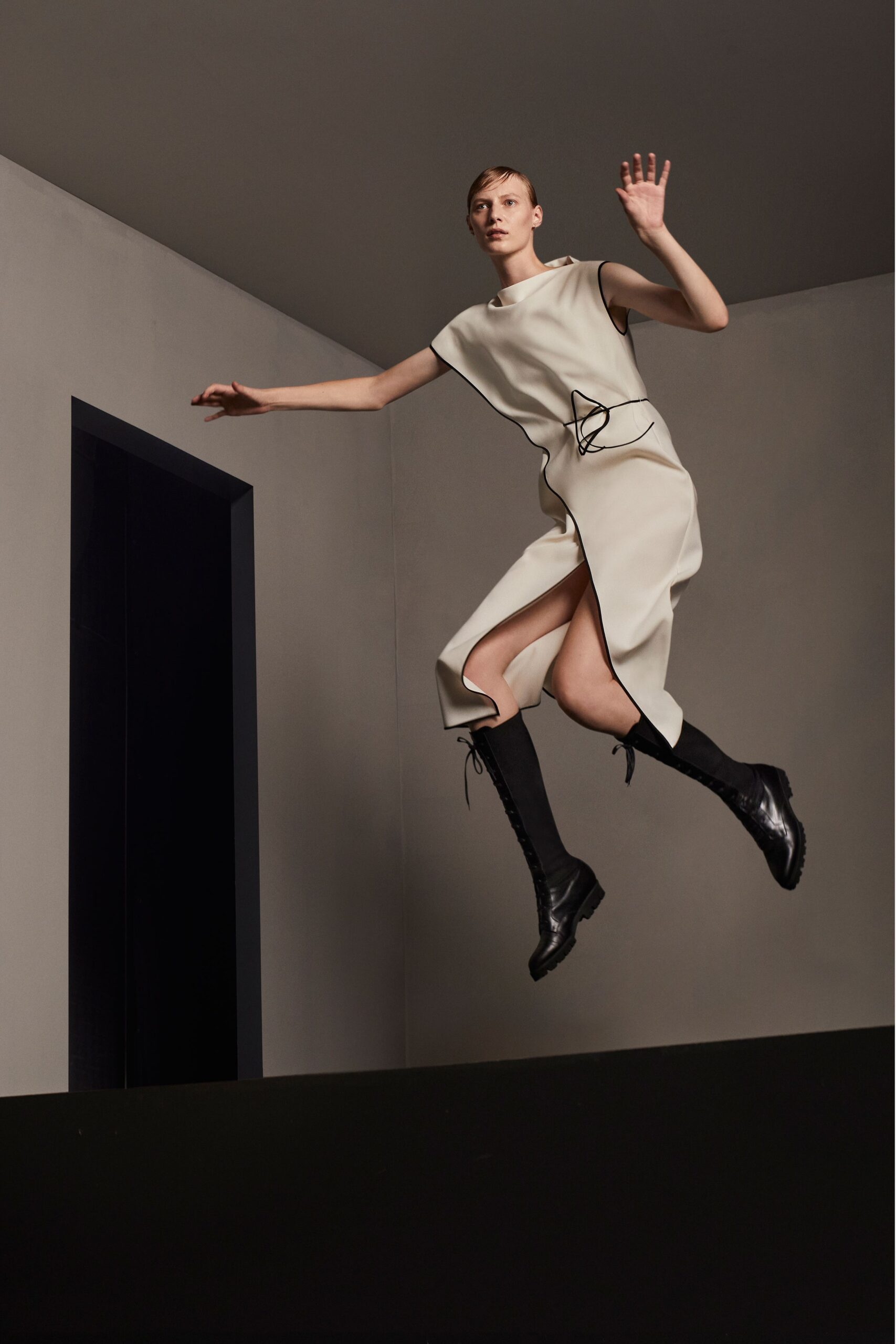 Theory Resort 21 Look 13
