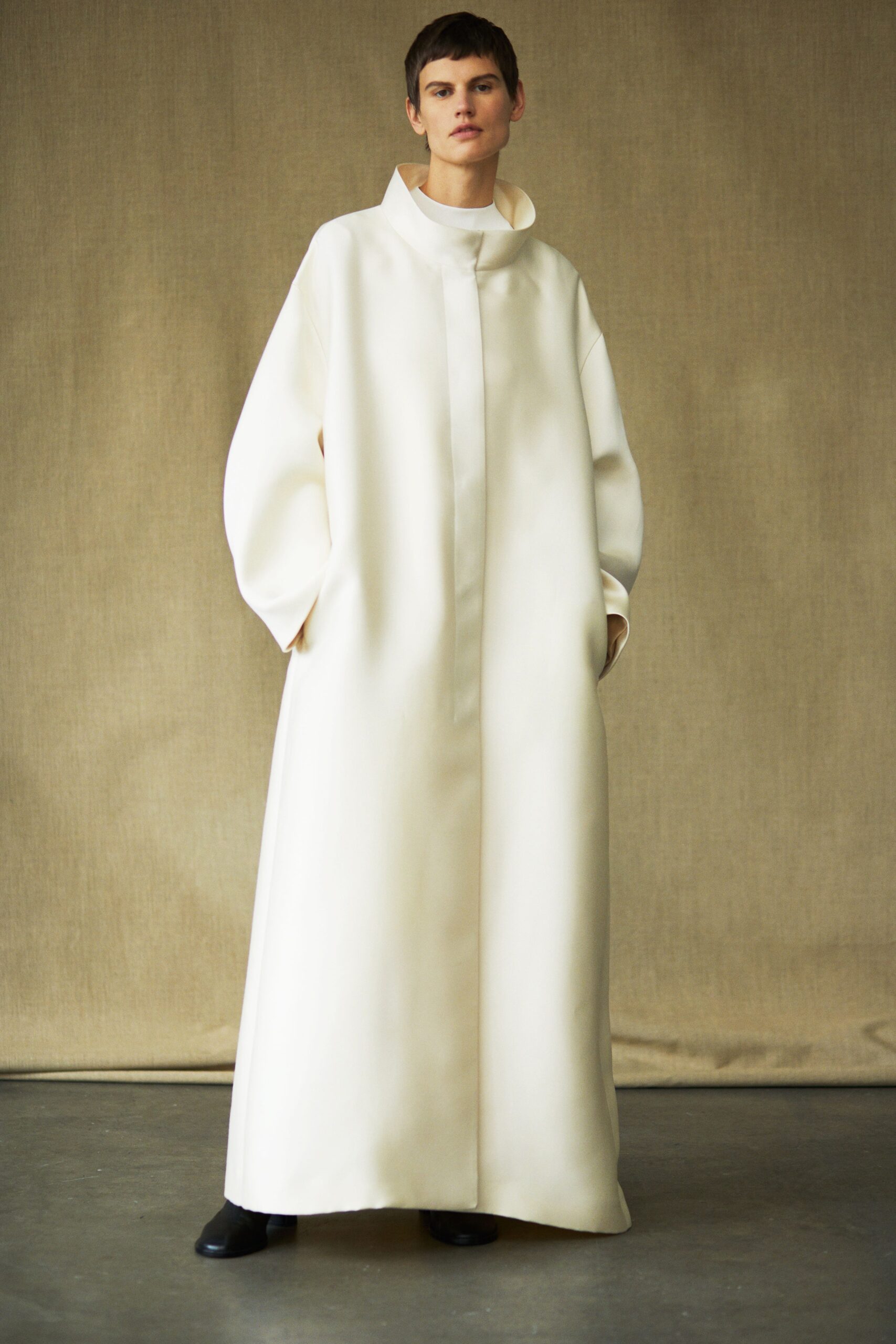 The Row S/S 19 Look 15
