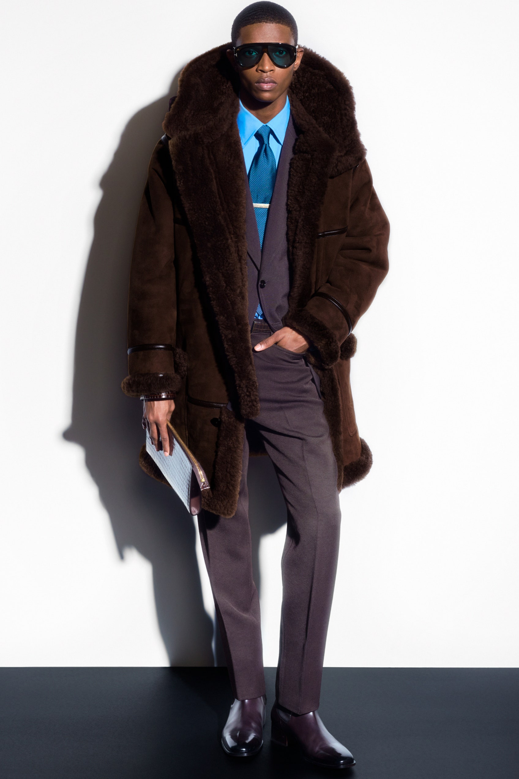 Tom Ford F/W 22 Menswear Look 15