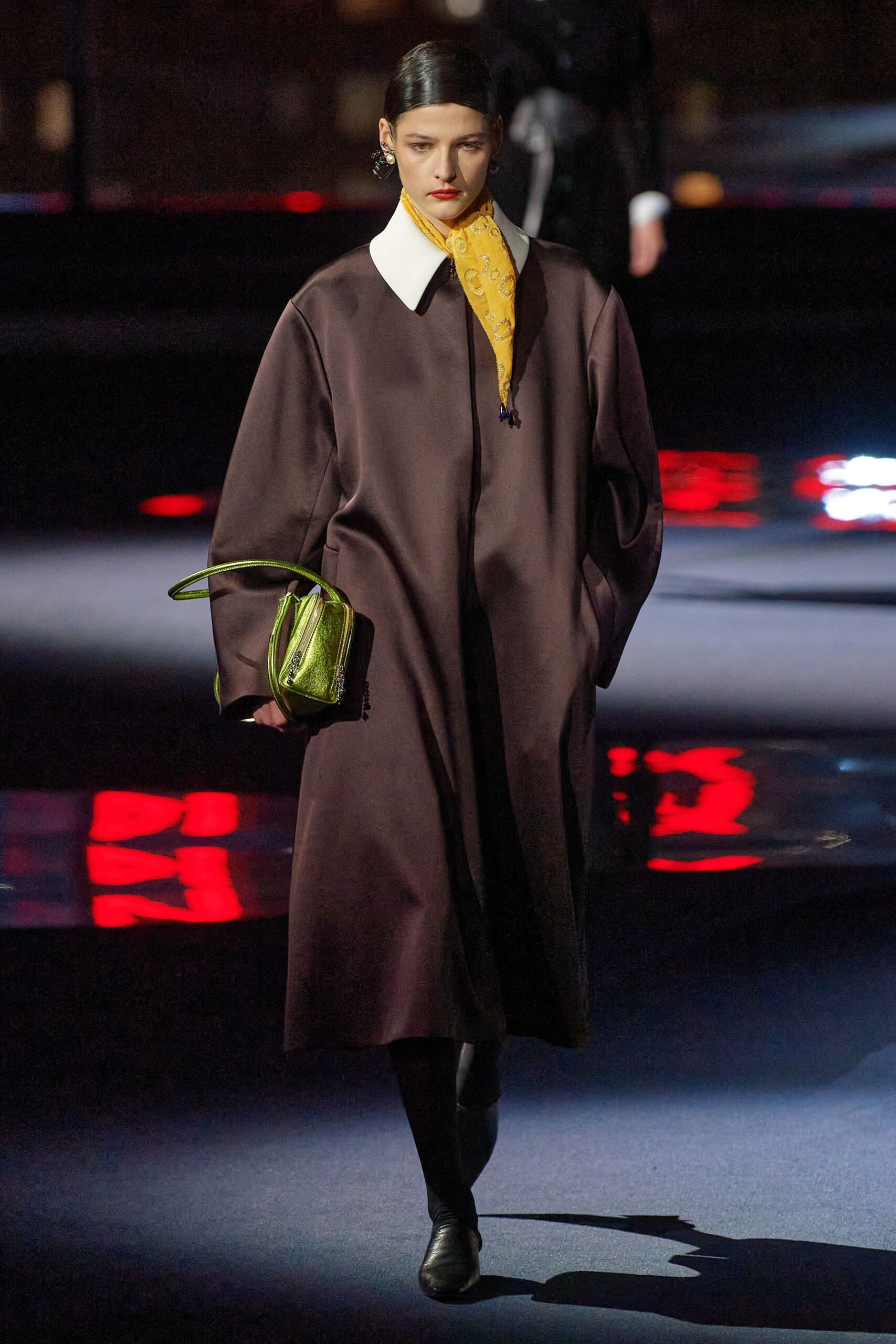 Tory Burch F/W 22 Look 16