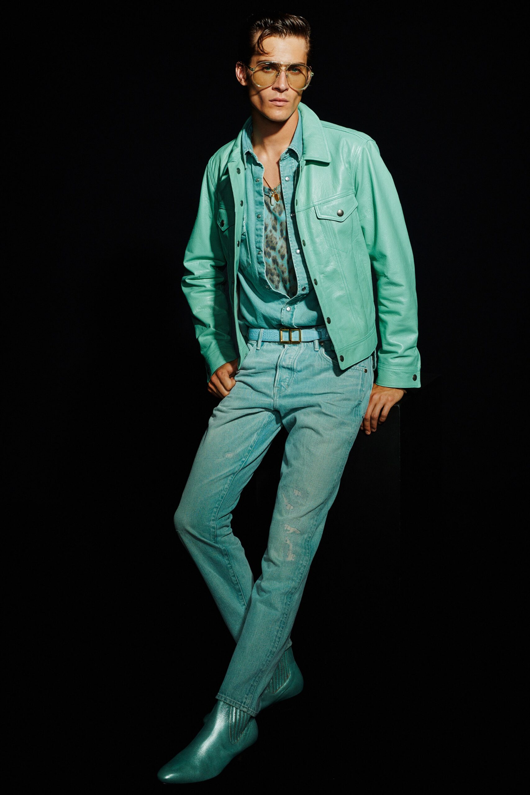 Tom Ford S/S 23 Menswear Look 16