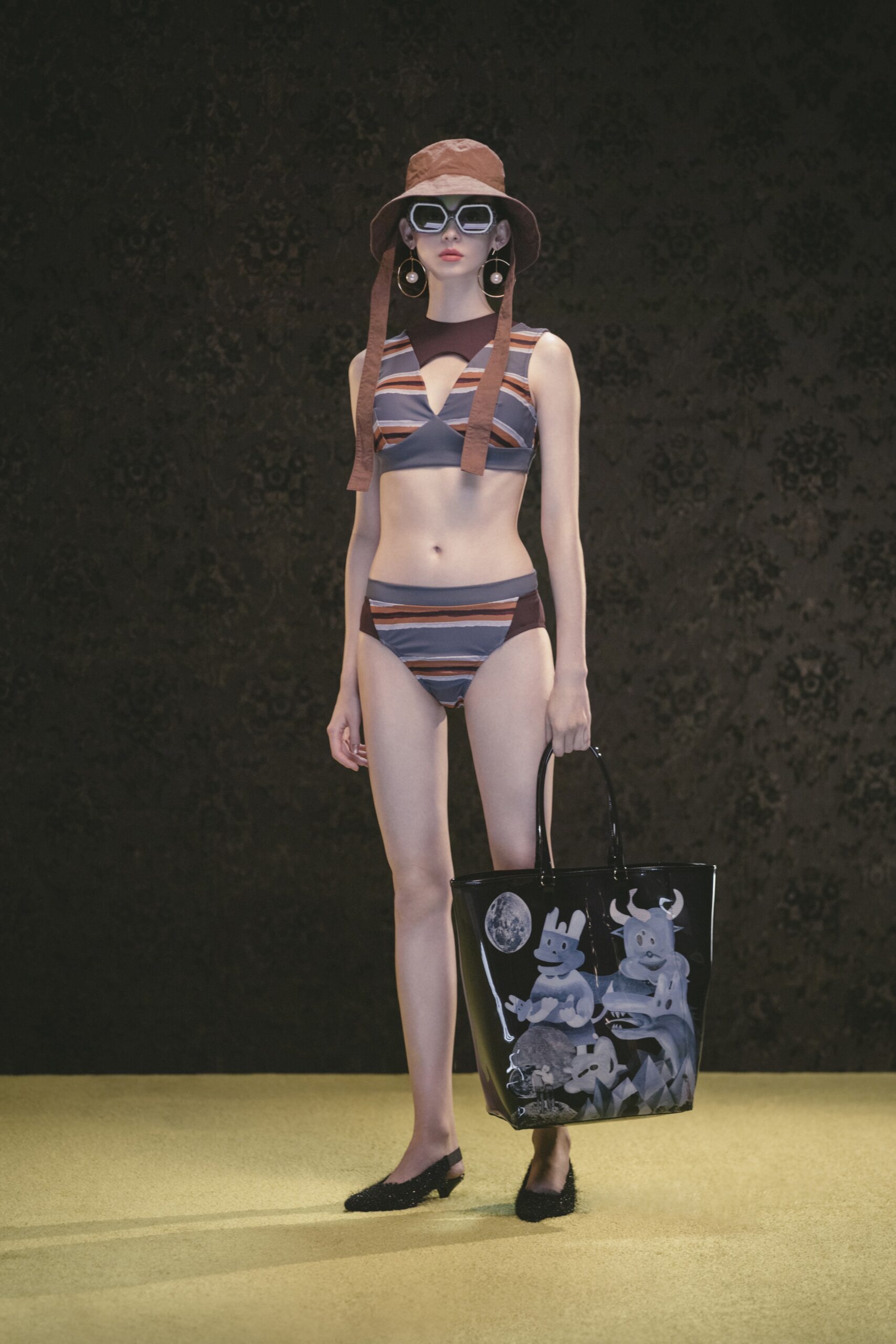 Undercover S/S 22 Look 16