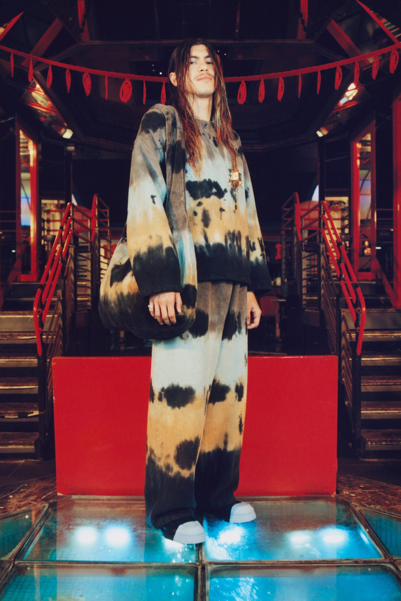 The Elder Statesman Resort 23 Look 17
