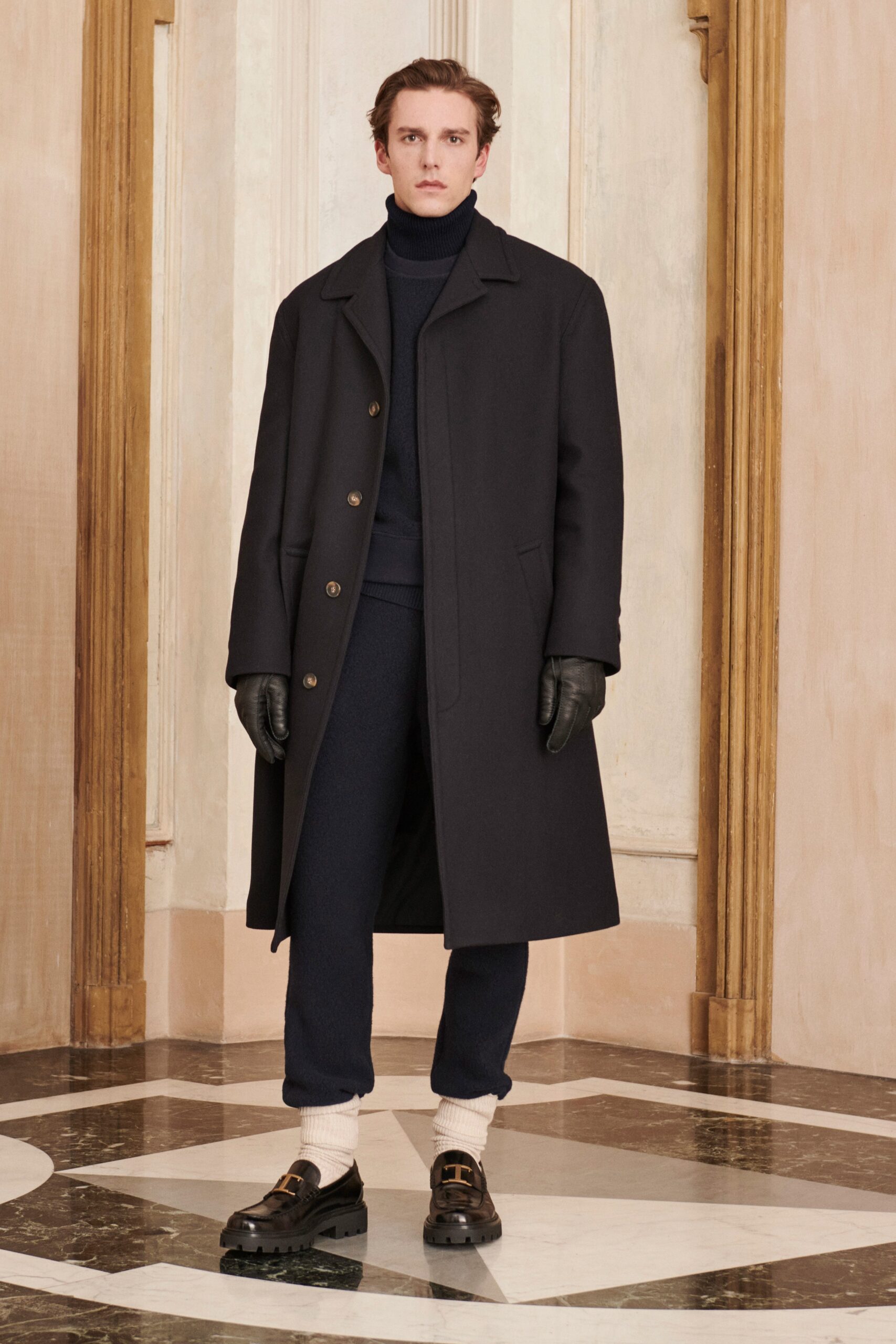 Tod’s F/W 22 Menswear Look 18