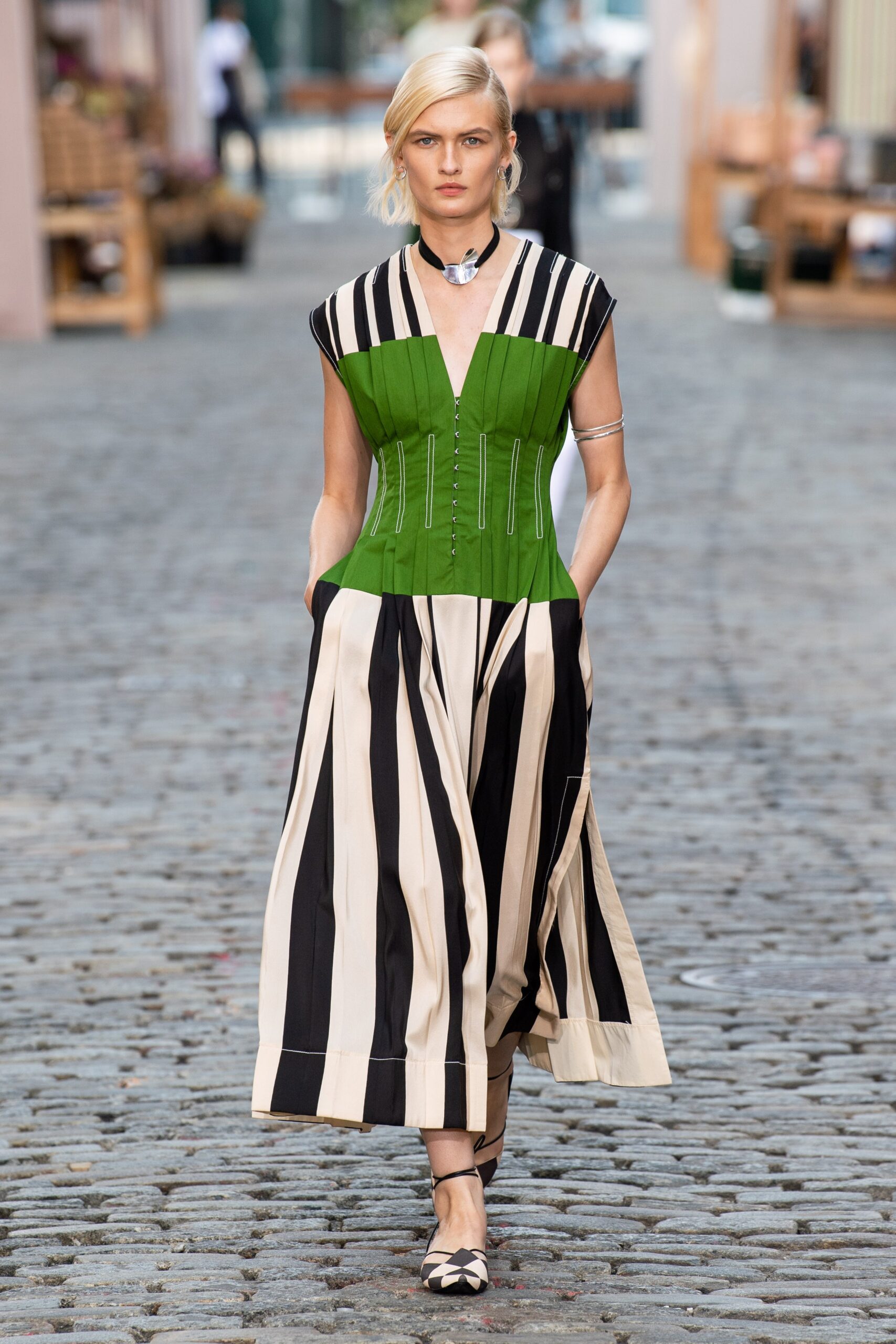 Tory Burch S/S 22 Look 18