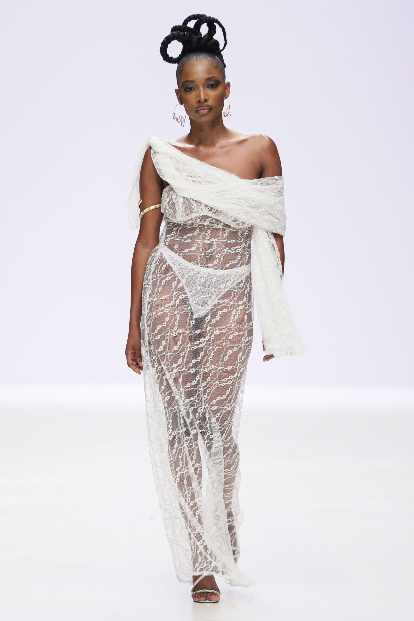 Tia Adeola Resort 23 Look 17