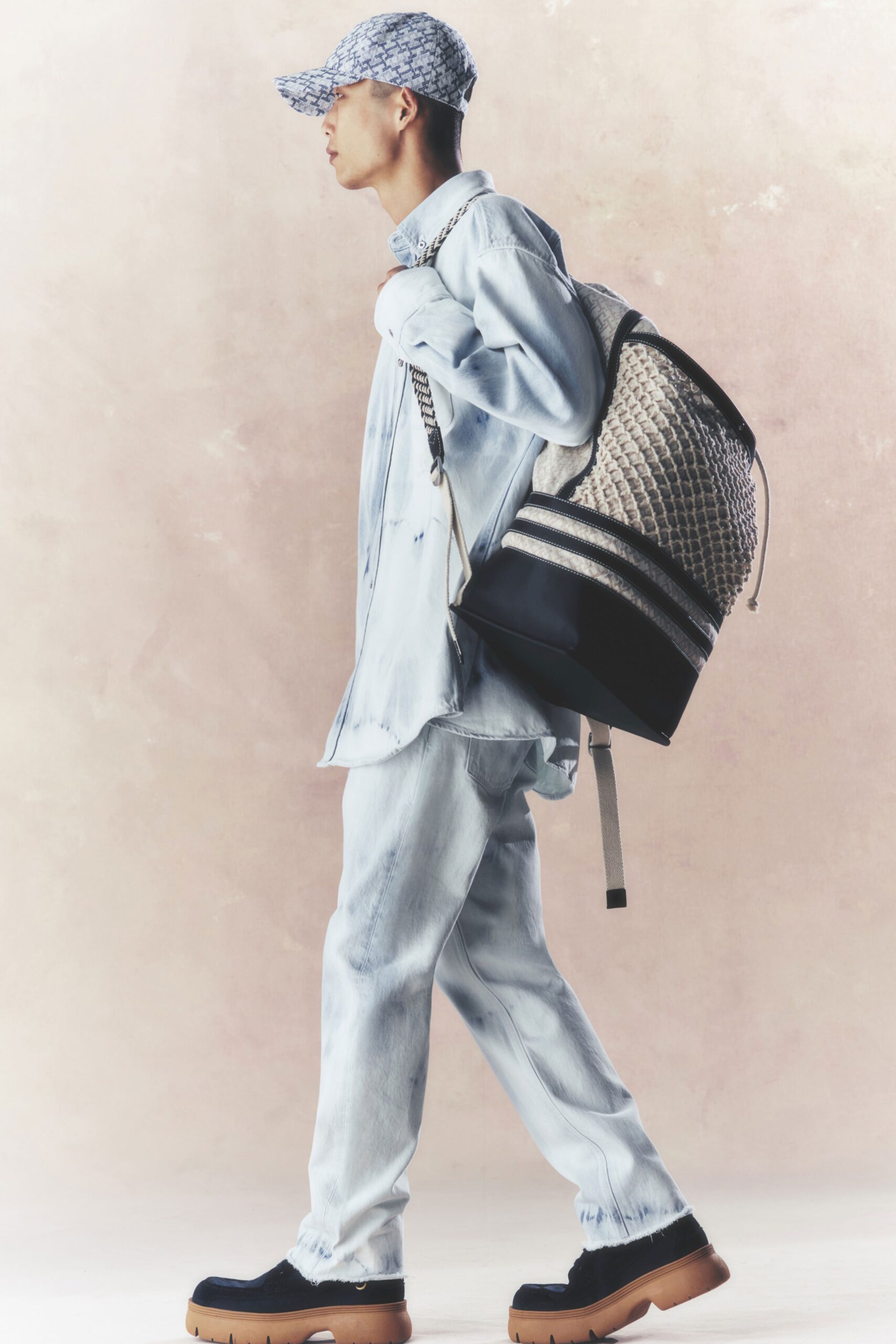 Tommy Hilfiger S/S 23 Look 18