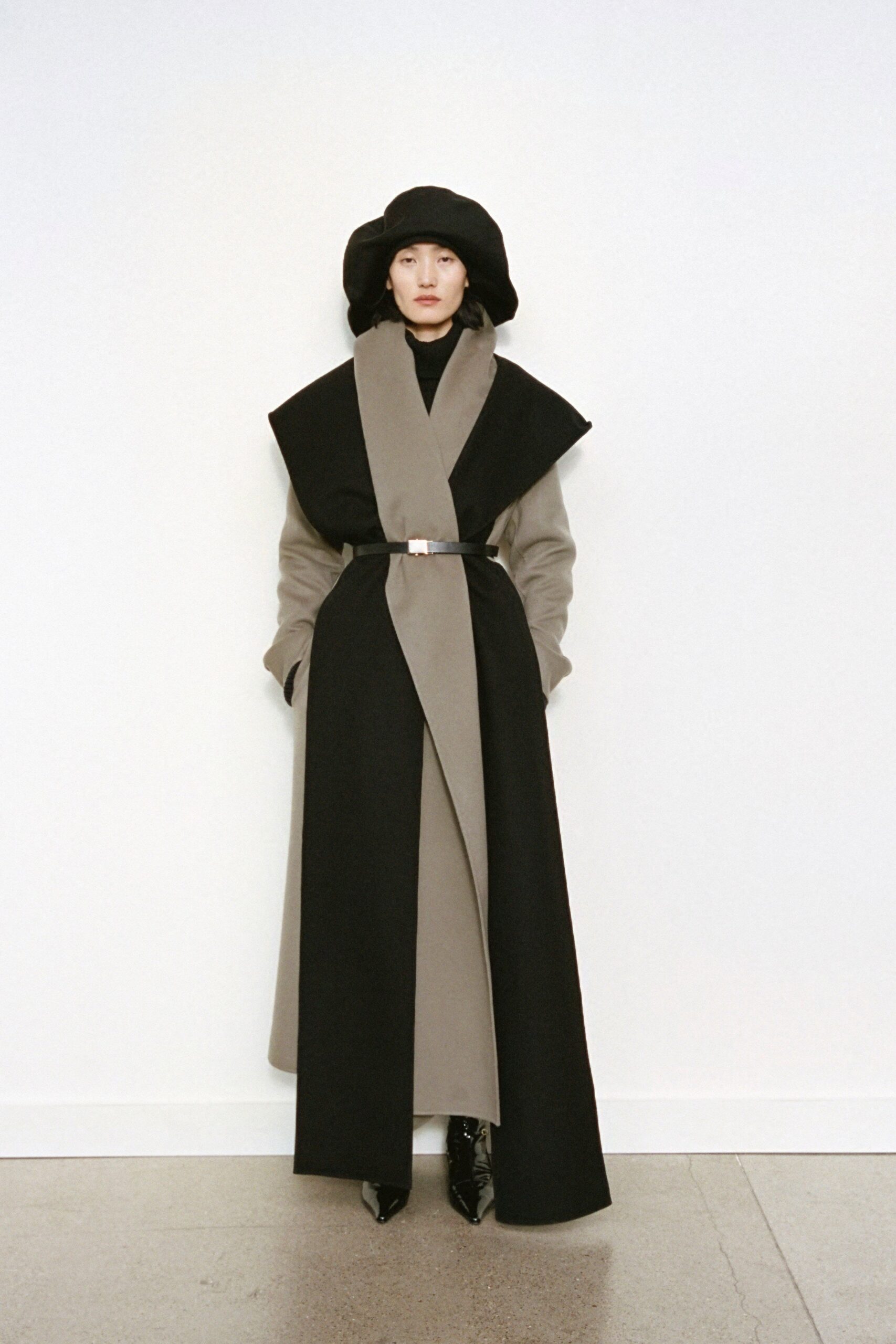The Row F/W 23 Look 19