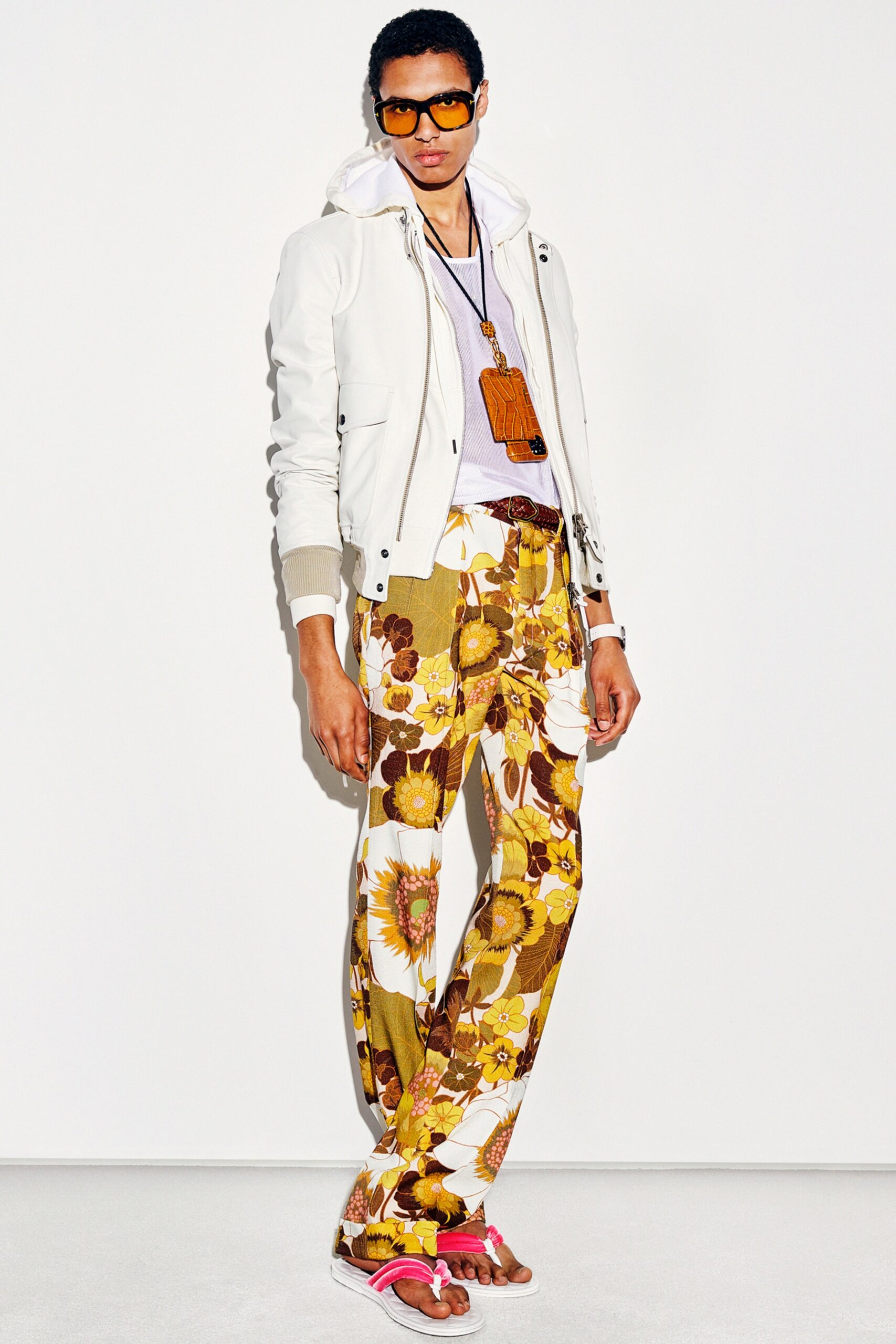 Tom Ford S/S 21 Menswear Look 21