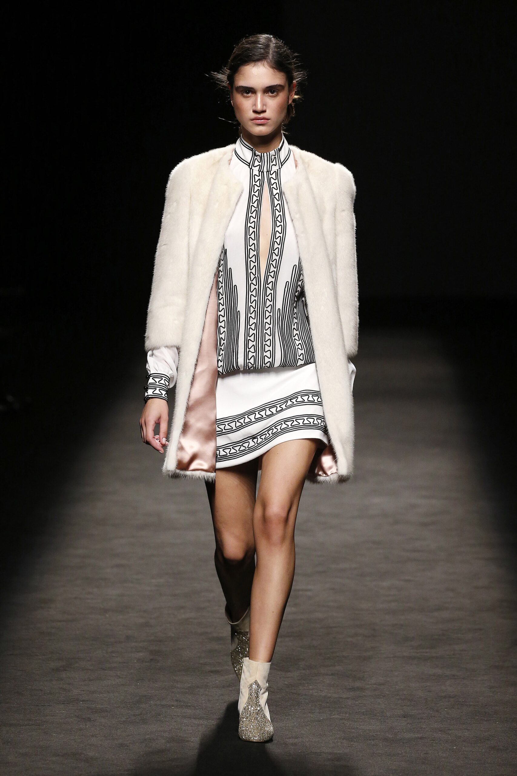 Teresa Helbig Madrid F/W 19 Look 21