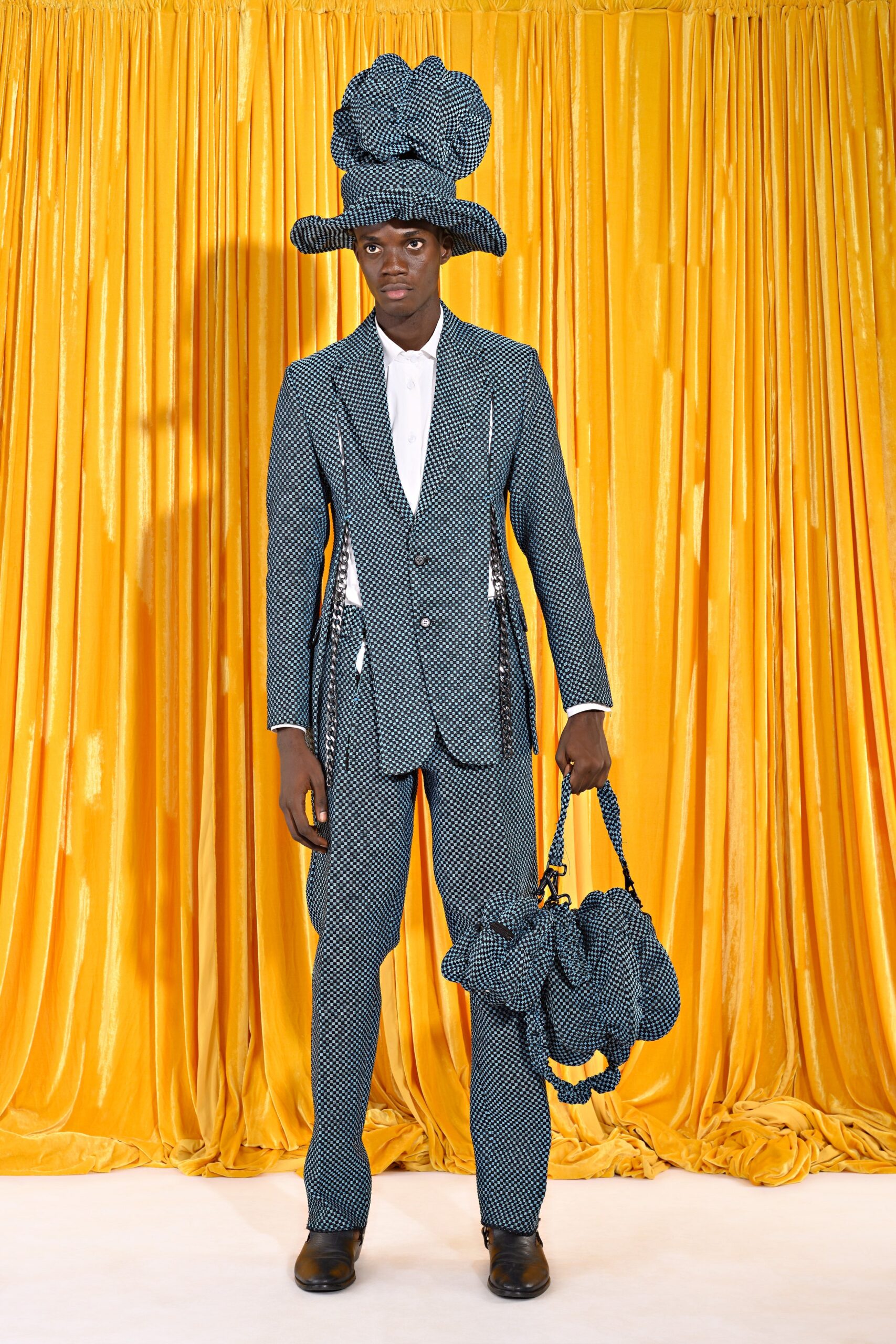 Tokyo James F/W 21 Menswear Look 20