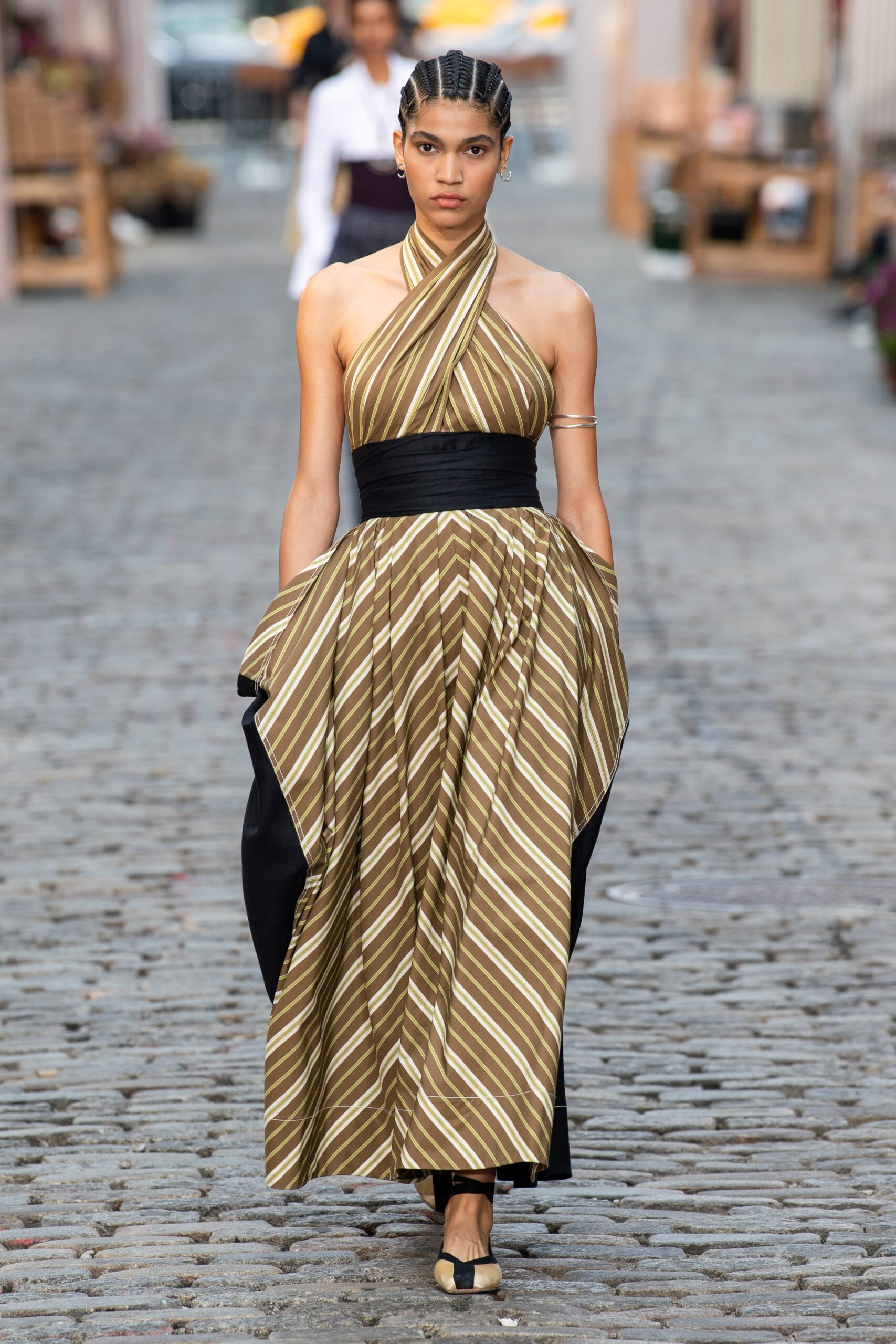 Tory Burch S/S 22 Look 22