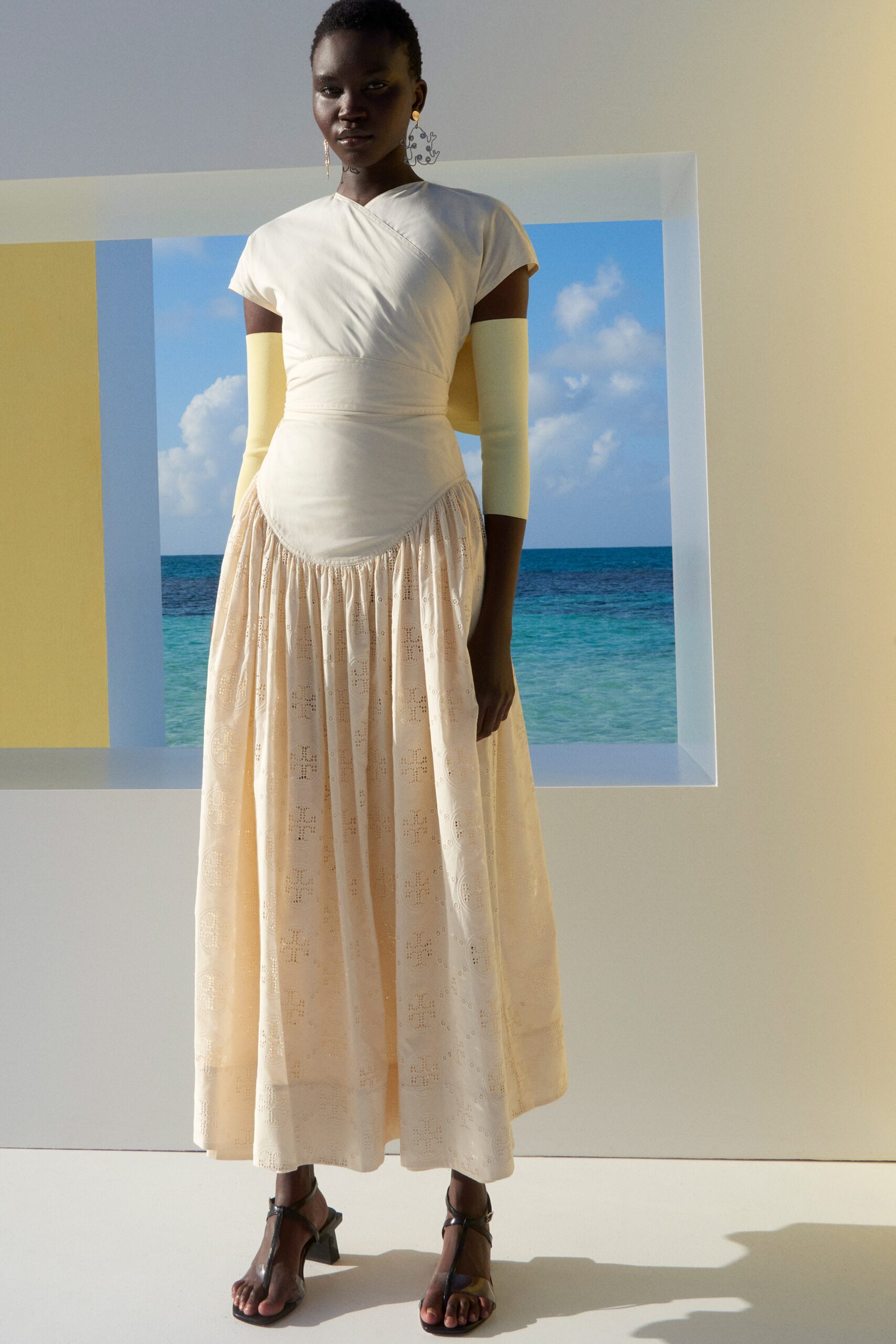 Tory Burch F/W 22 Look 22