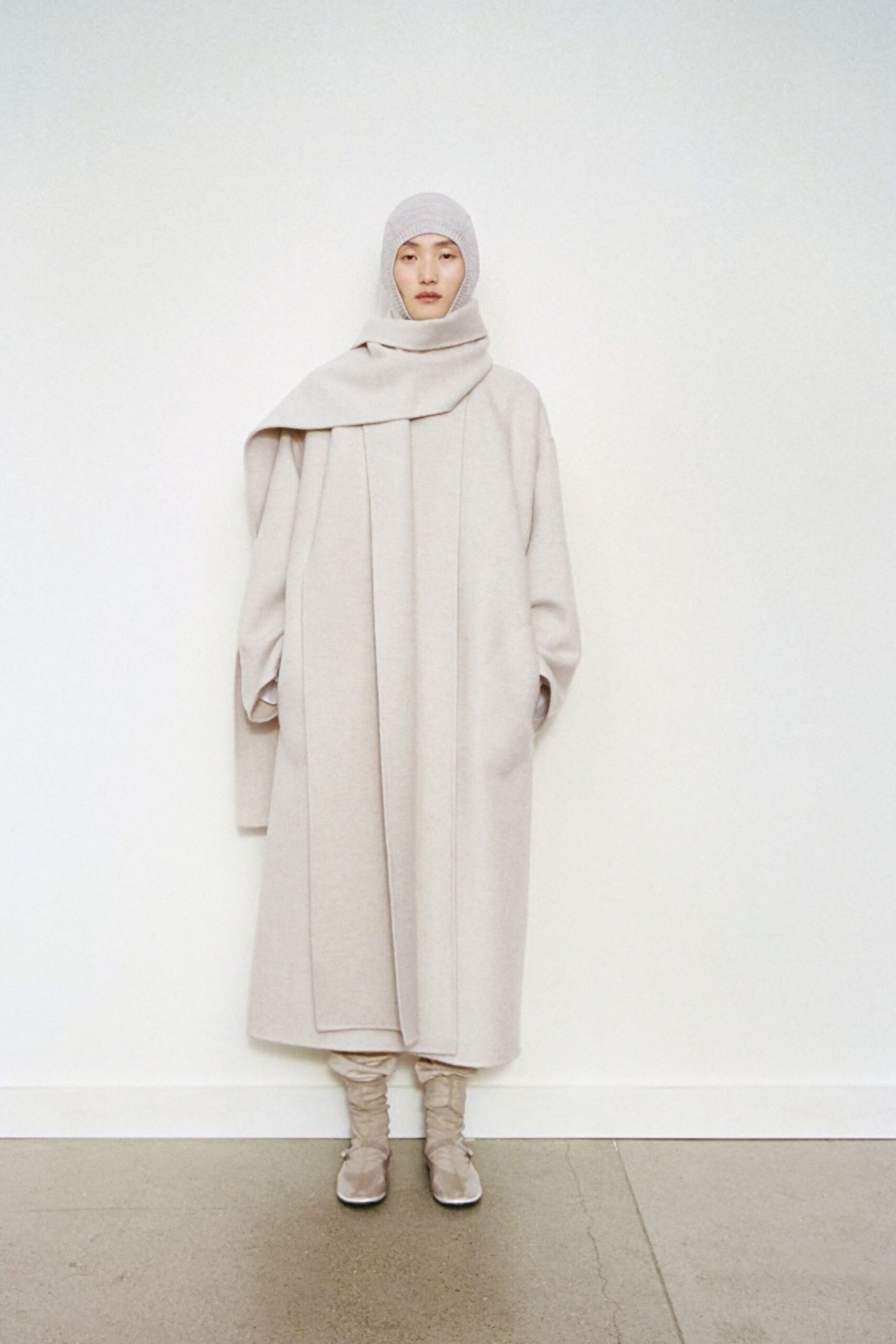 The Row F/W 23 Look 22