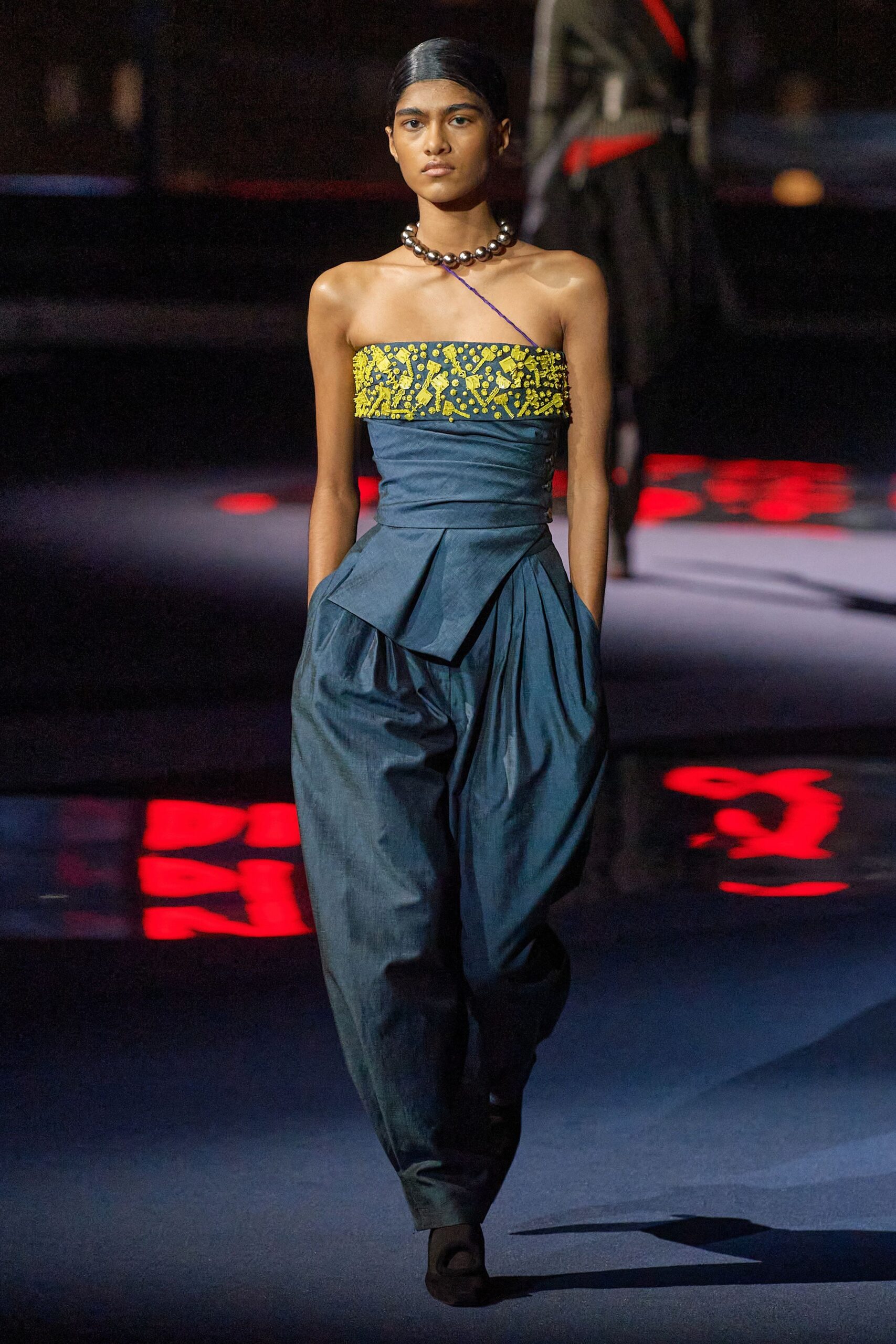 Tory Burch F/W 22 Look 23