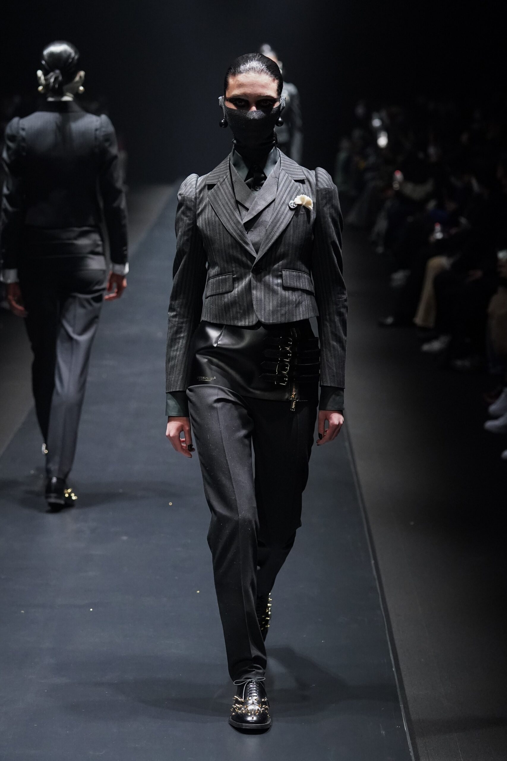 Undercover F/W 22 Look 24