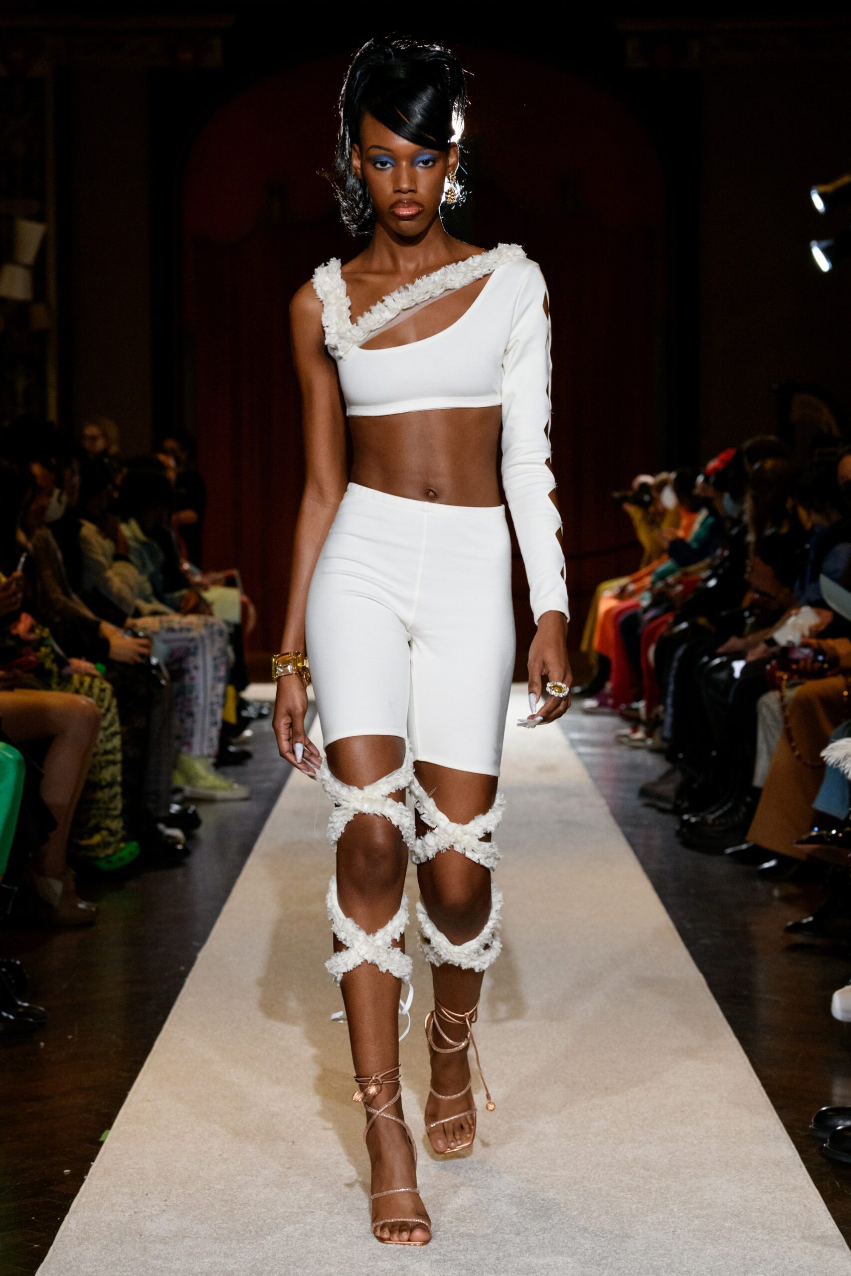Tia Adeola F/W 22 Look 25