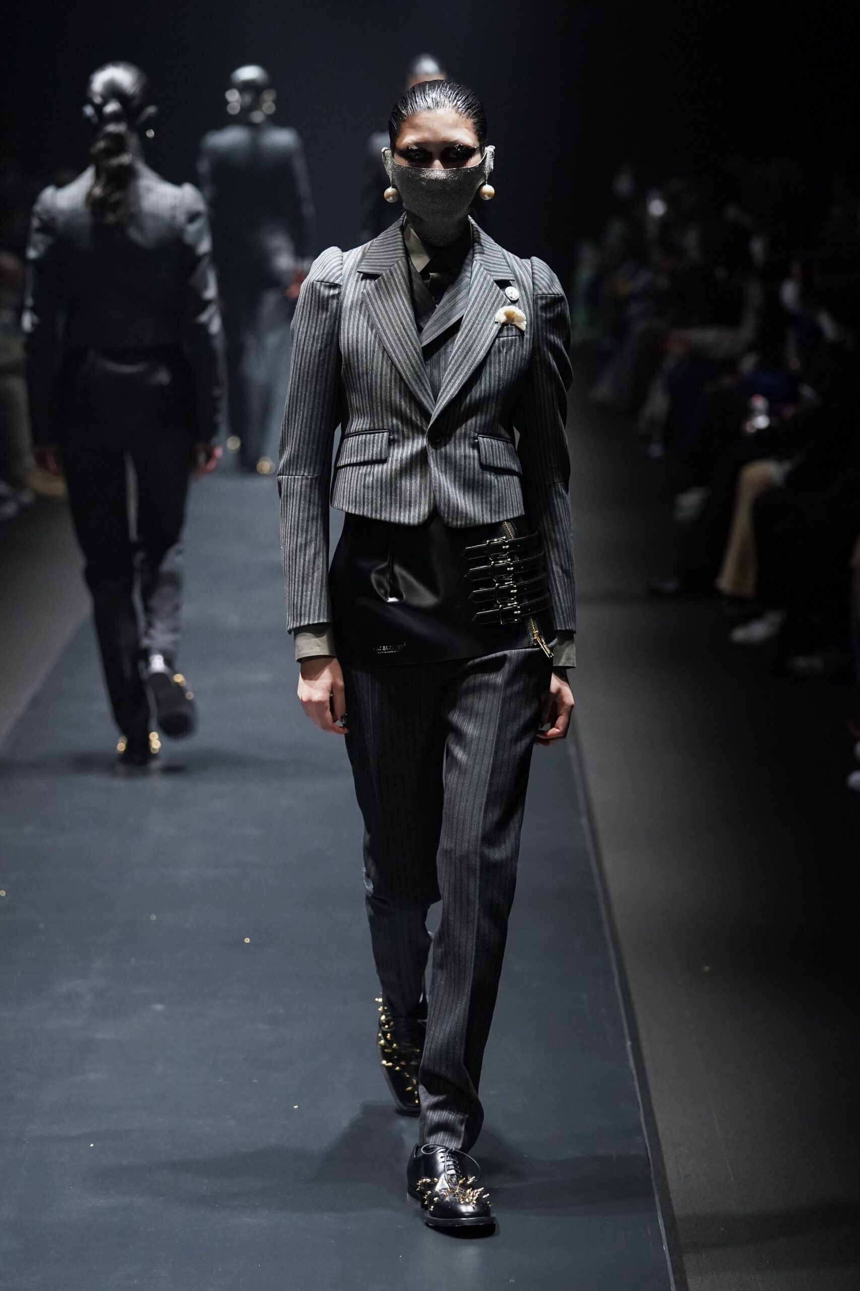 Undercover F/W 22 Look 25