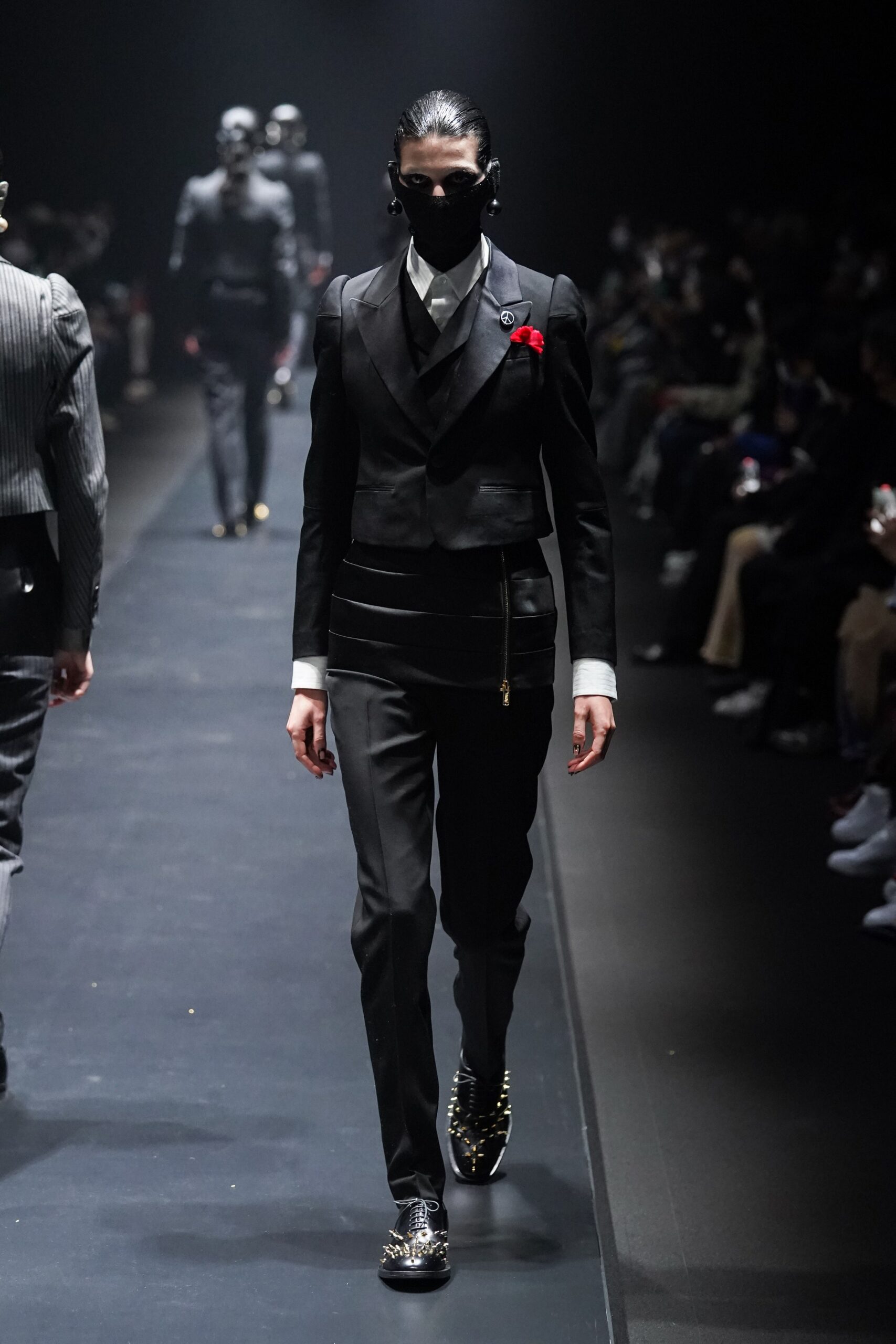 Undercover F/W 22 Look 26