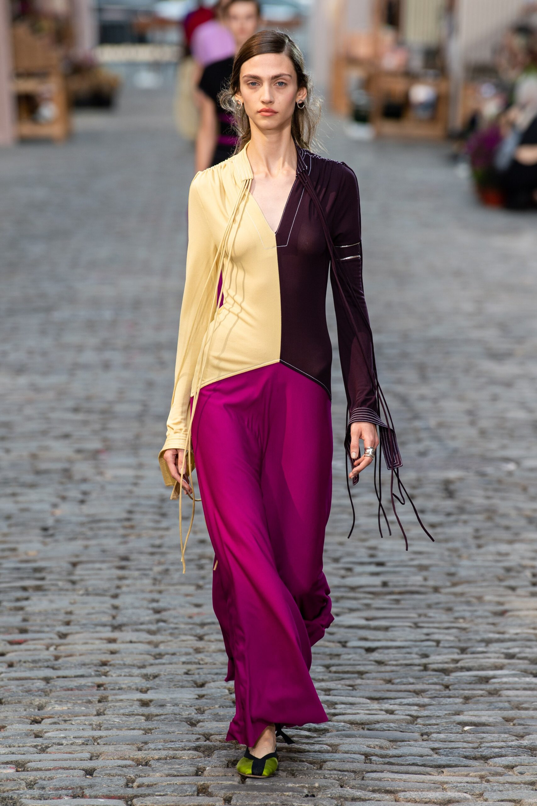 Tory Burch S/S 22 Look 27