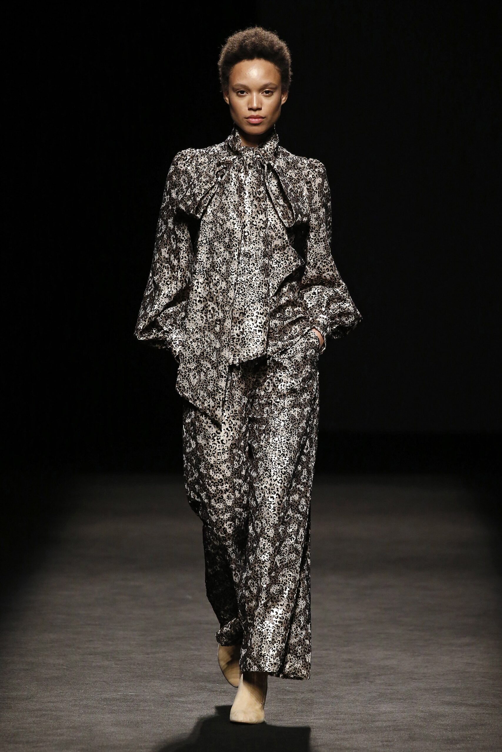 Teresa Helbig Madrid F/W 19 Look 27