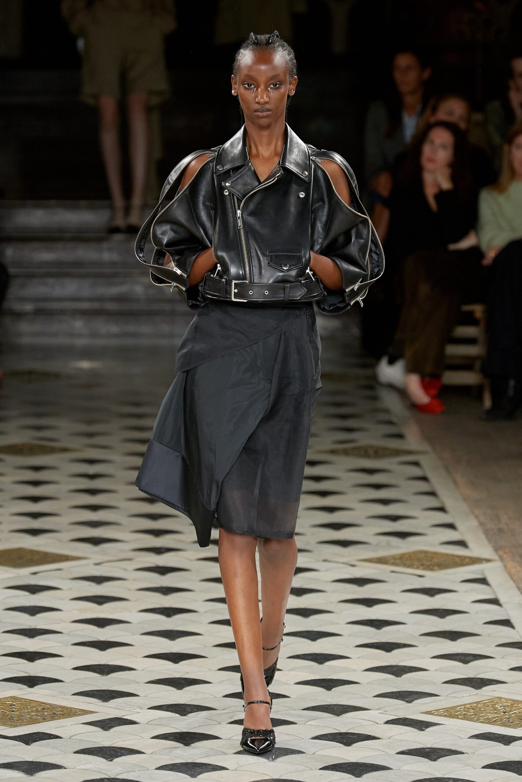 Undercover S/S 23 Look 29