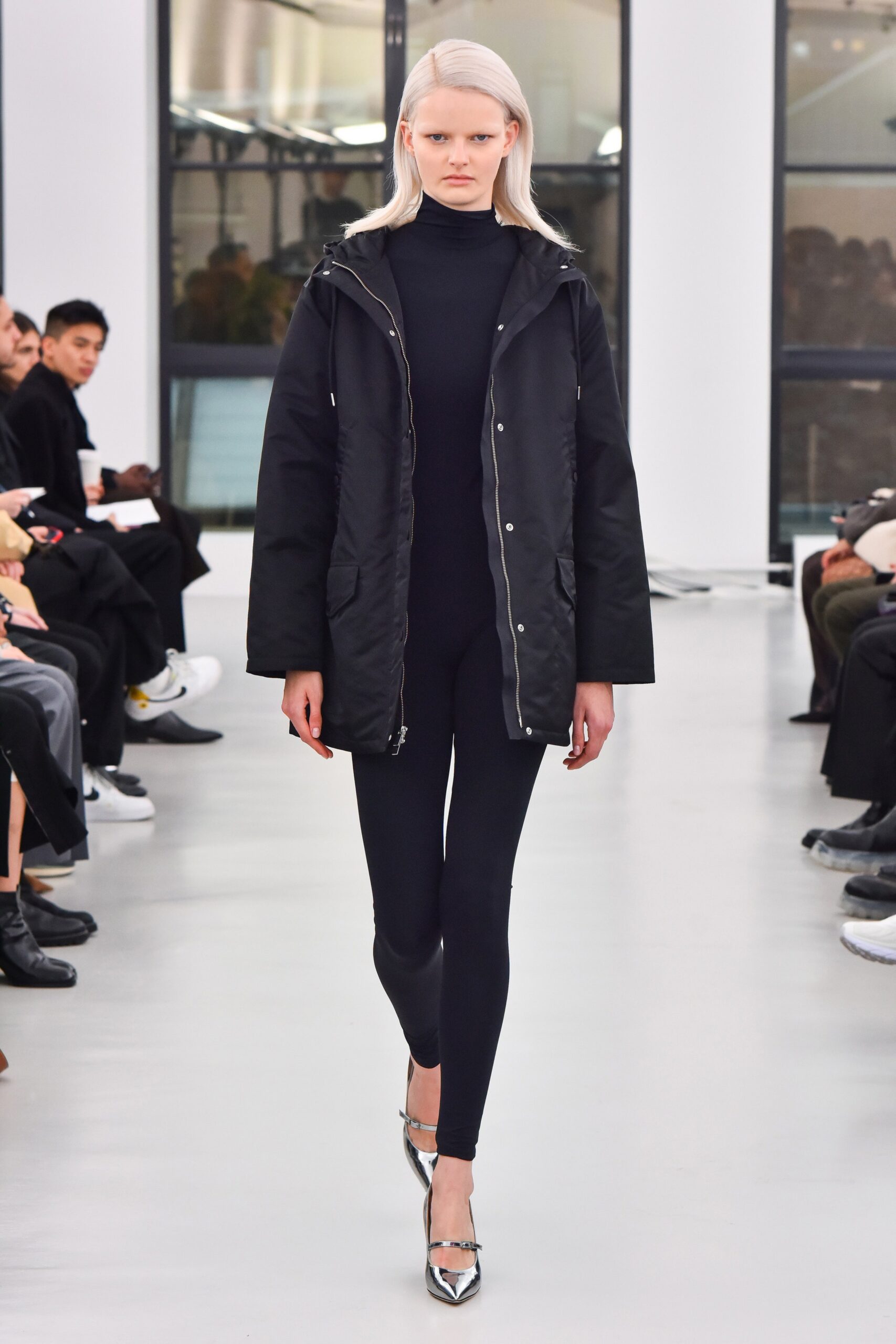 Theory F/W 23 Look 30
