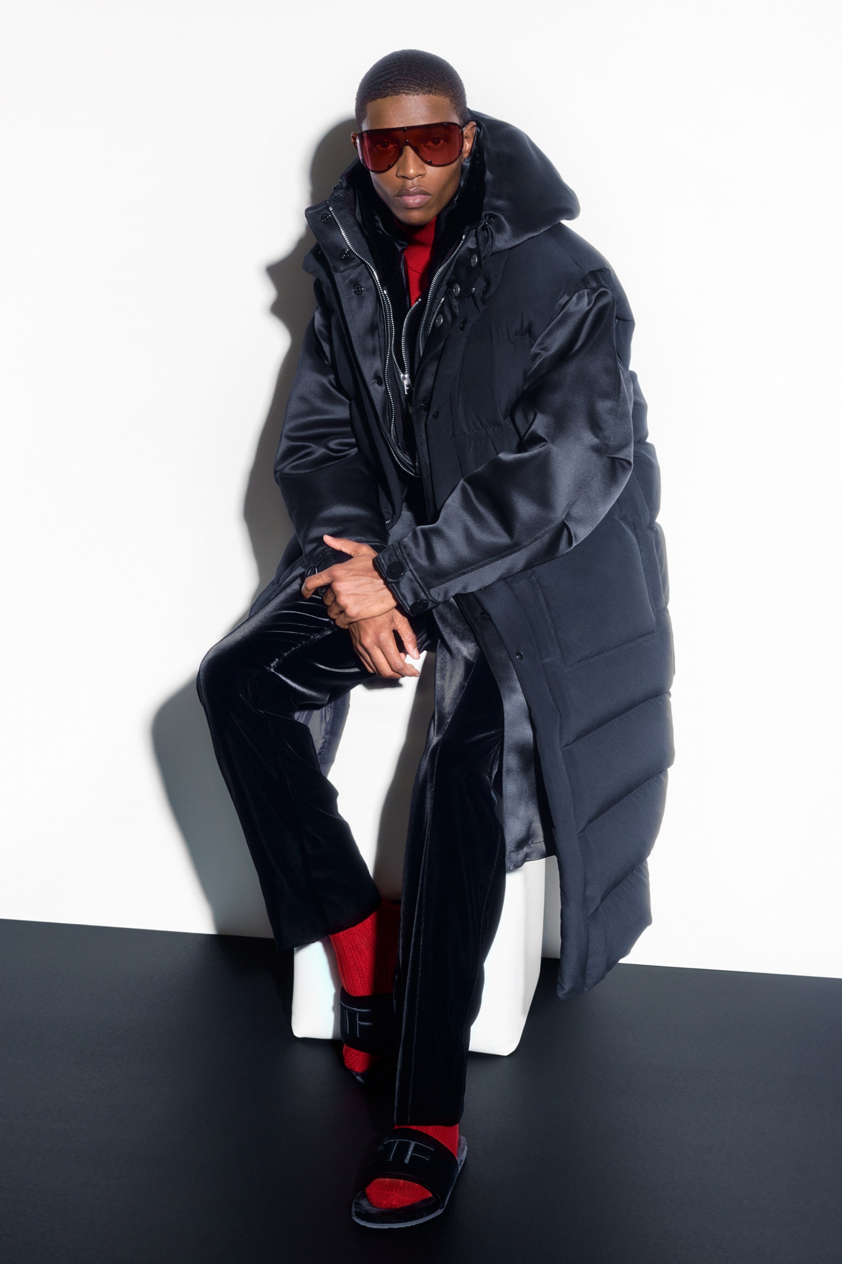 Tom Ford F/W 22 Menswear Look 30