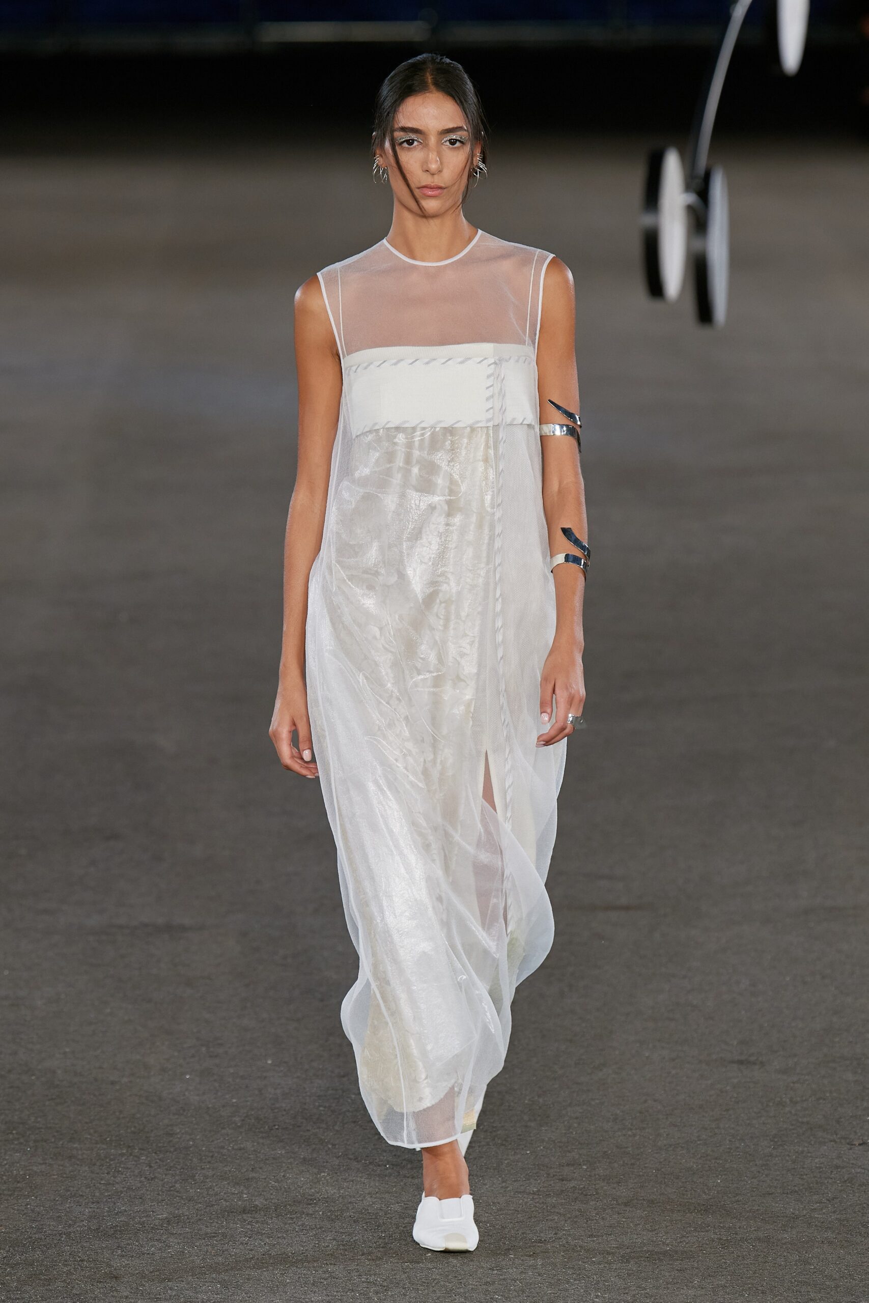 Tory Burch S/S 23 Look 31