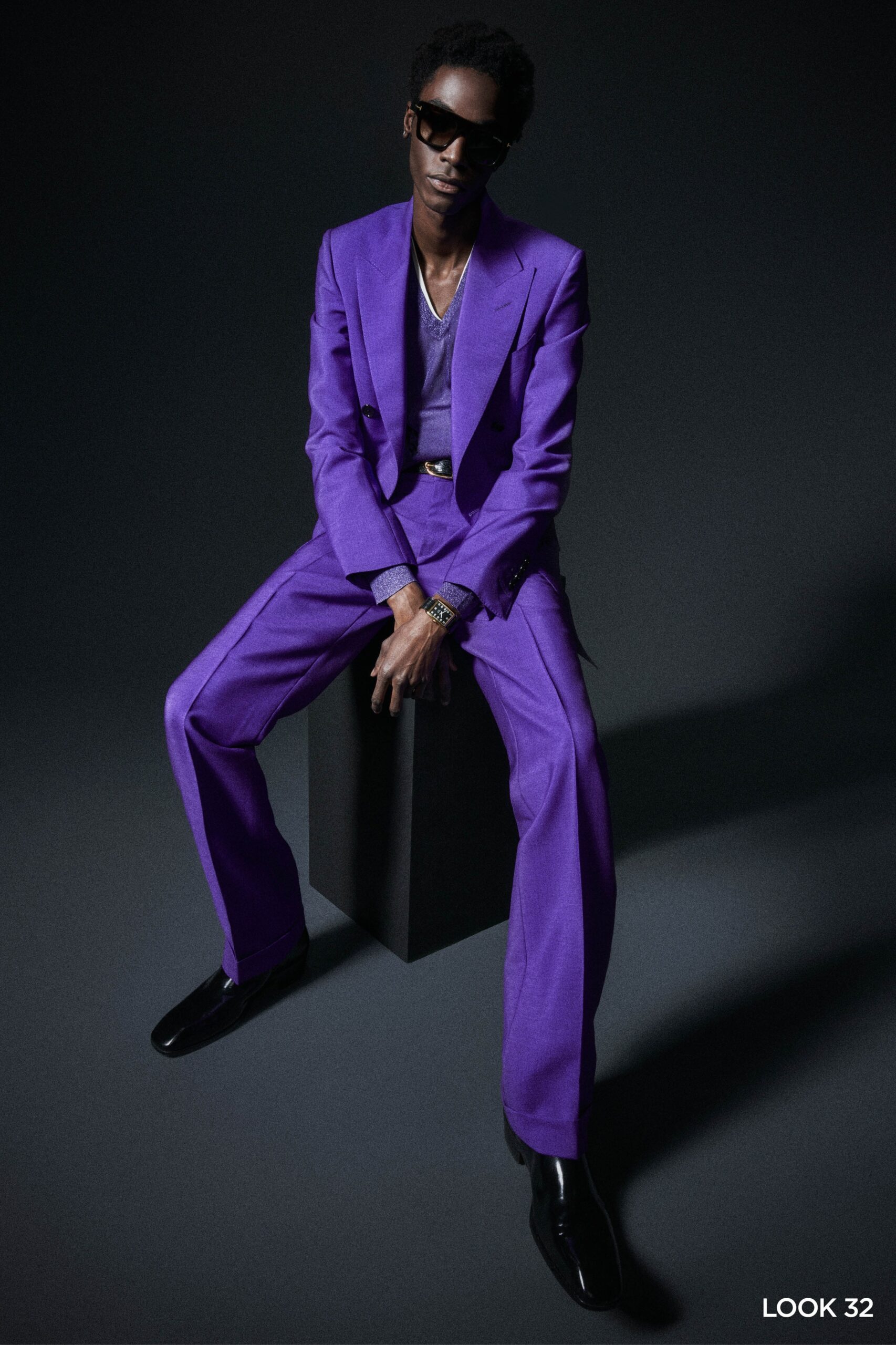 Tom Ford F/W 23 Menswear Look 32