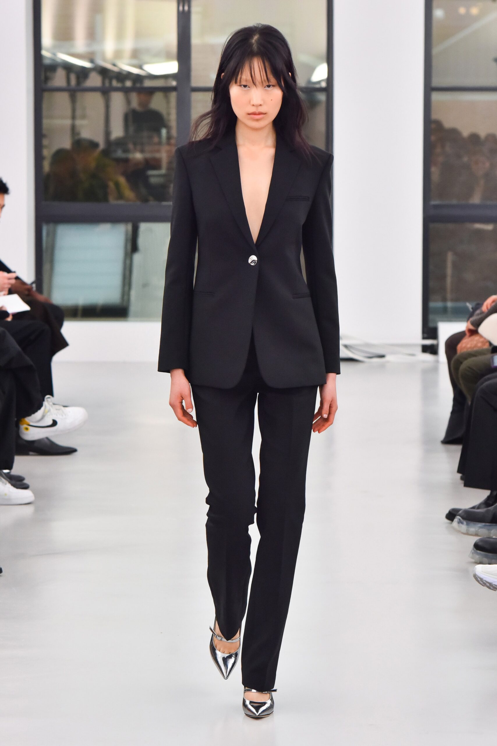 Theory F/W 23 Look 35