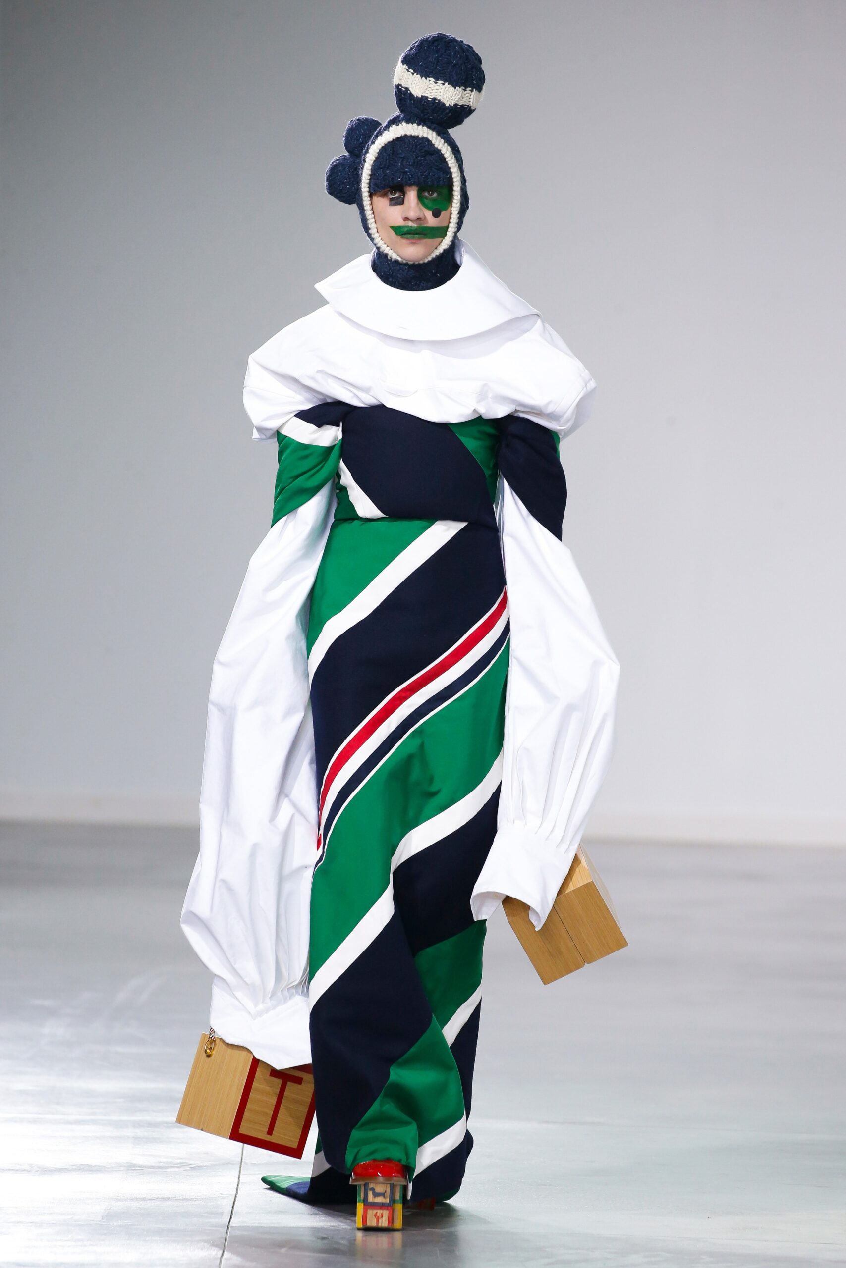 Thom Browne F/W 22 Look 35