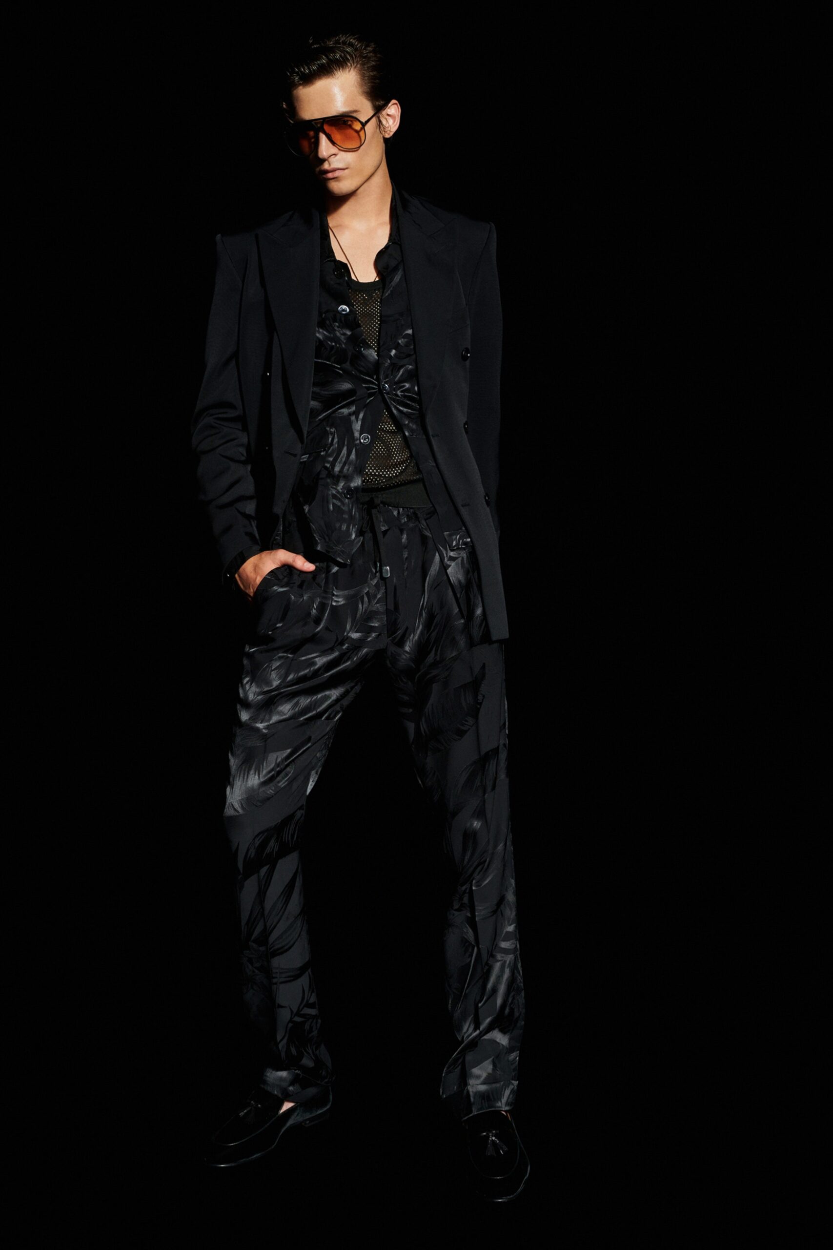 Tom Ford S/S 23 Menswear Look 36