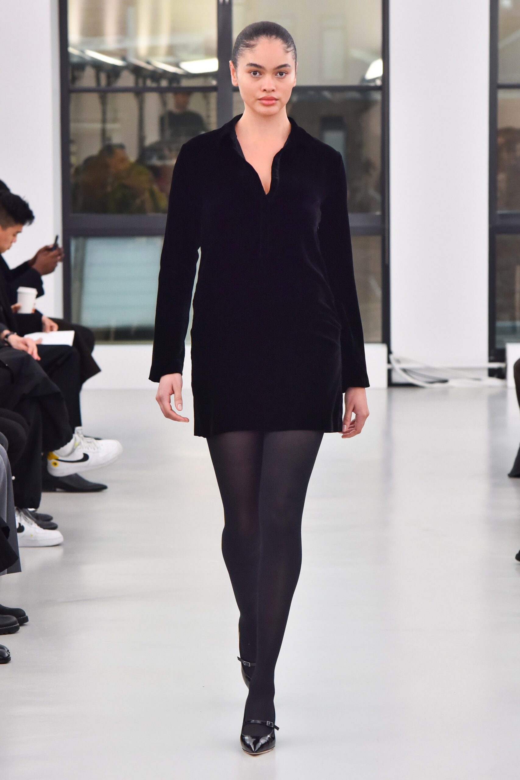 Theory F/W 23 Look 38